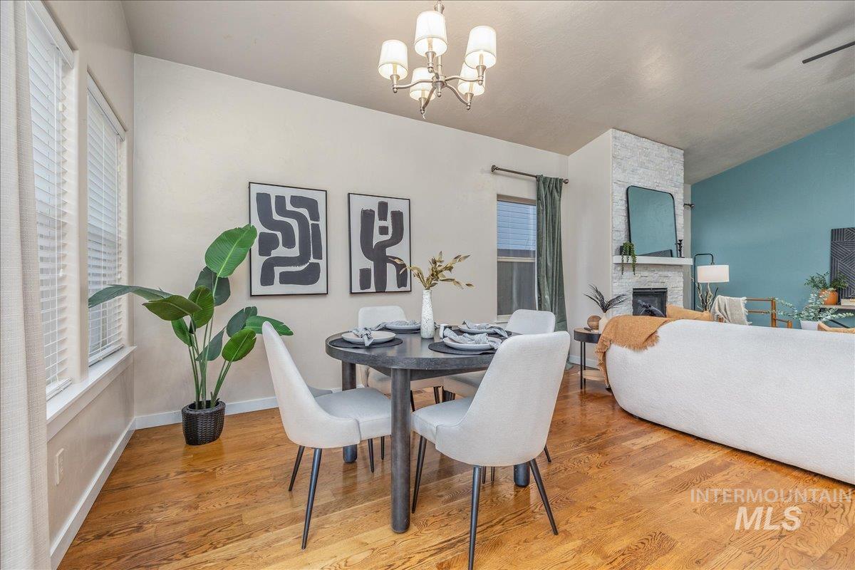 4372 S Cruzatte Ln, Boise, Idaho 83716, 3 Bedrooms, 2 Bathrooms, Residential For Sale, Price $515,000,MLS 98972286