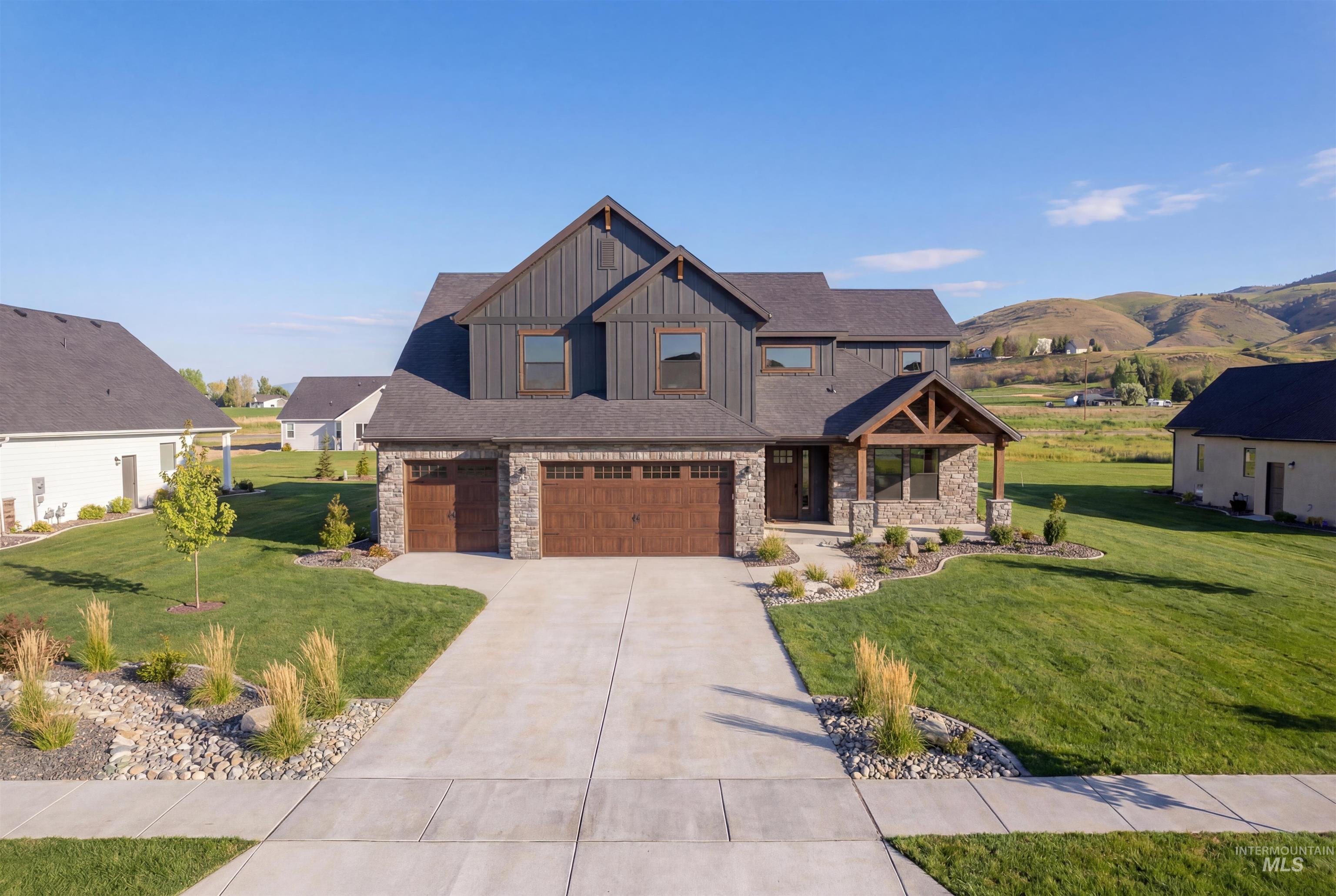 Lot 20 Blake Rd, Emmett, Idaho 83617, 3 Bedrooms, 2.5 Bathrooms, Residential For Sale, Price $879,000, 98972288