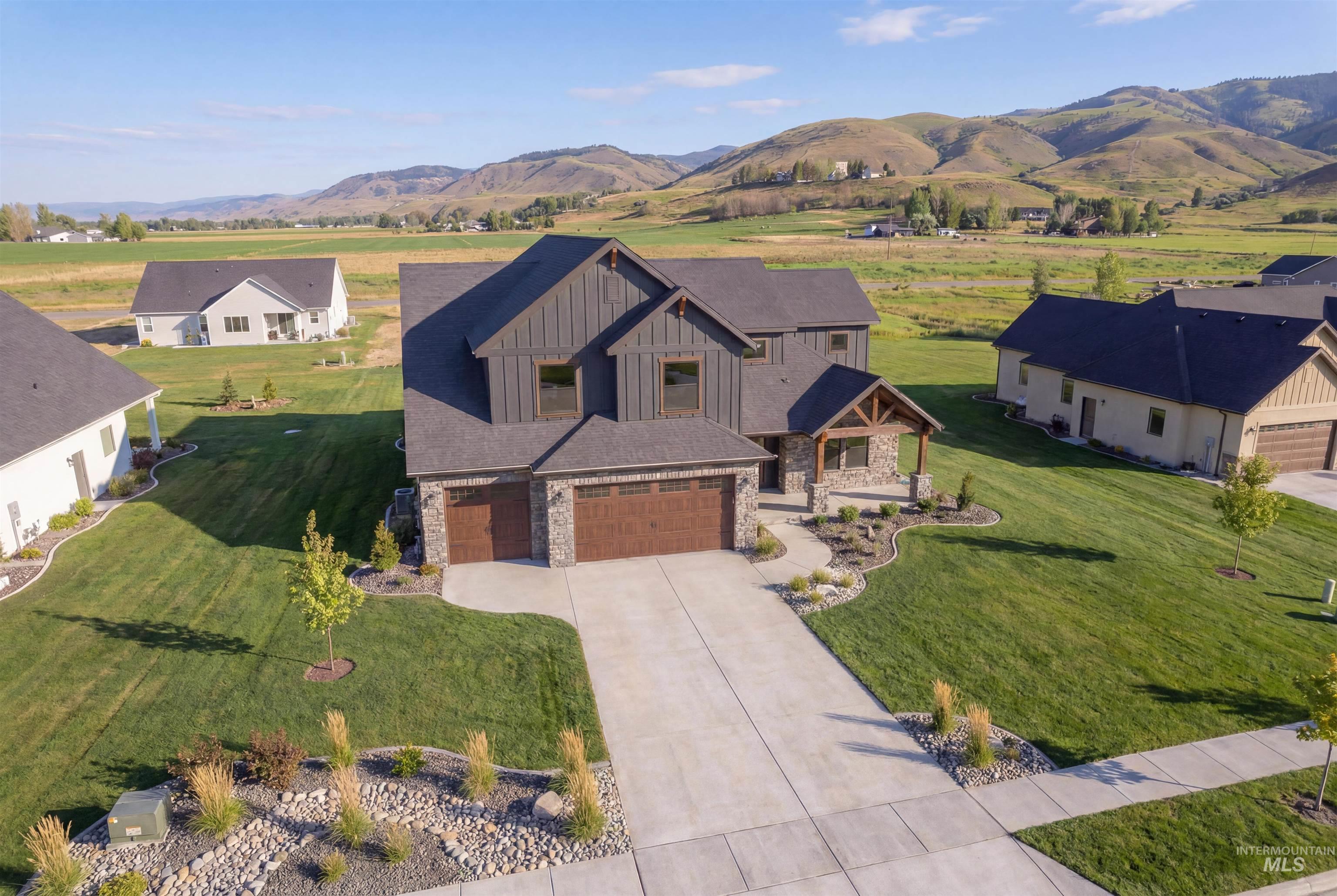 Lot 20 Blake Rd, Emmett, Idaho 83617, 3 Bedrooms, 2.5 Bathrooms, Residential For Sale, Price $879,000,MLS 98972288
