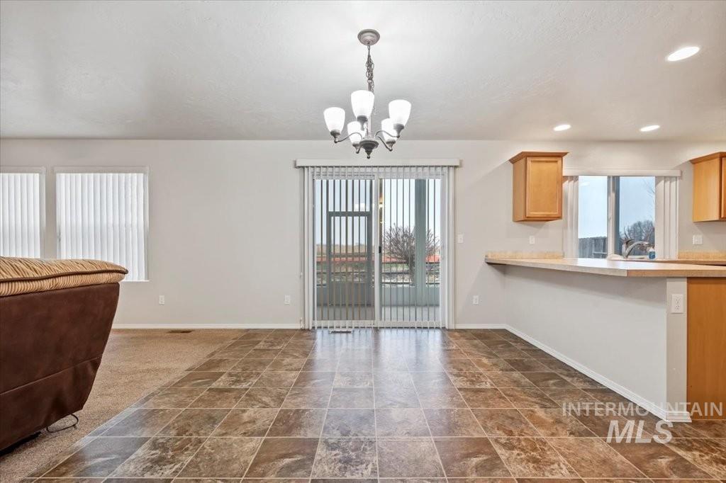 1555 Condor Dr, Middleton, Idaho 83644-4600, 5 Bedrooms, 2.5 Bathrooms, Residential For Sale, Price $650,000,MLS 98972289