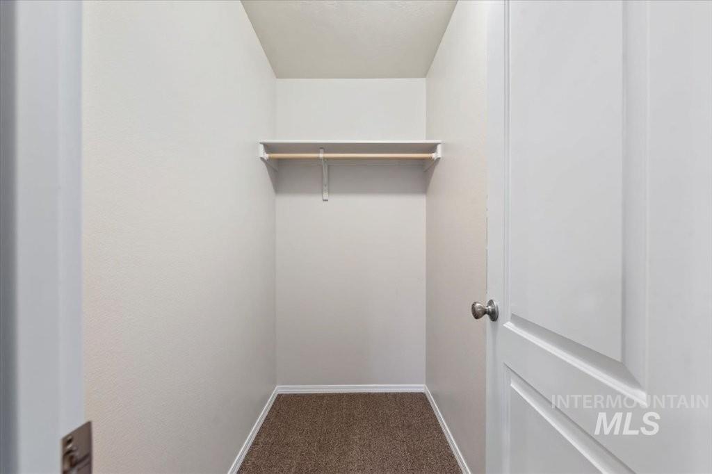 1555 Condor Dr, Middleton, Idaho 83644-4600, 5 Bedrooms, 2.5 Bathrooms, Residential For Sale, Price $650,000,MLS 98972289