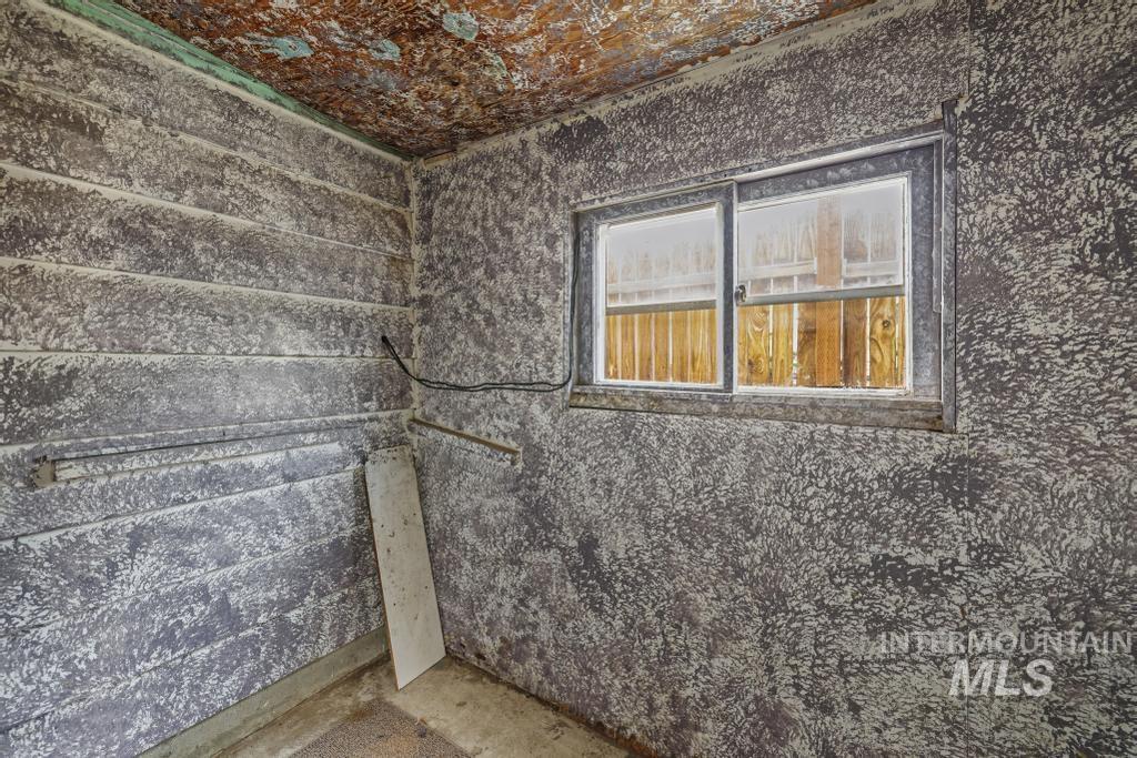 908 Yakima Ave, Filer, Idaho 83328-5334, 2 Bedrooms, 1 Bathroom, Residential For Sale, Price $209,900,MLS 98972290