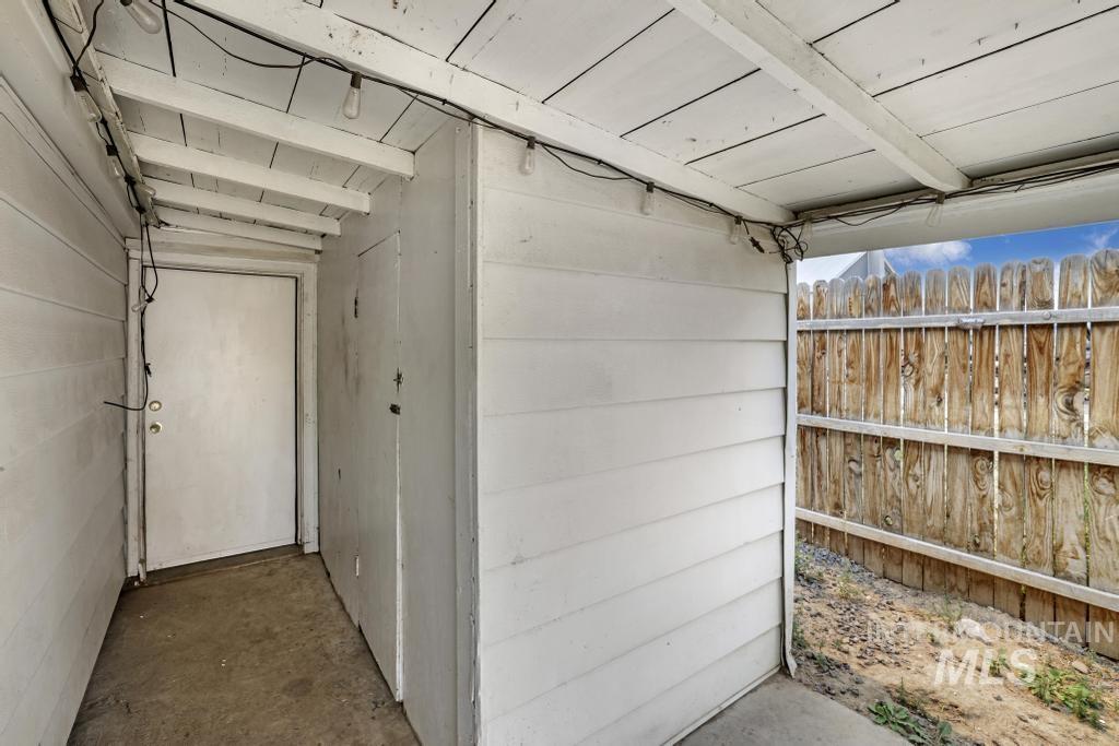 908 Yakima Ave, Filer, Idaho 83328-5334, 2 Bedrooms, 1 Bathroom, Residential For Sale, Price $209,900,MLS 98972290