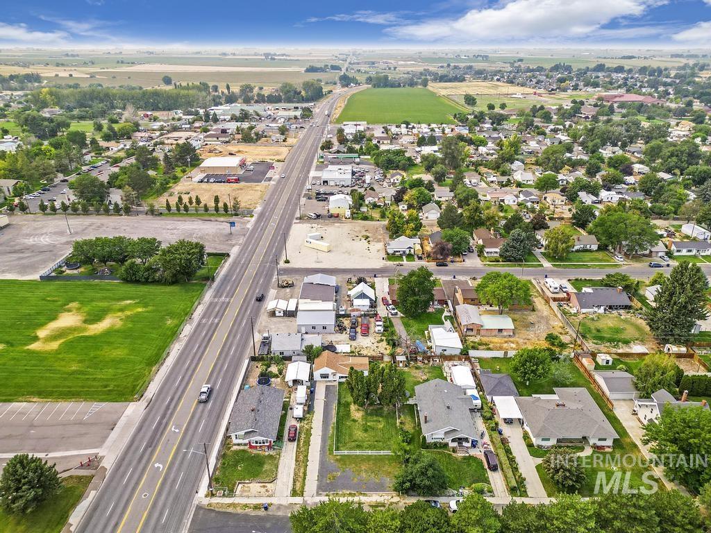 908 Yakima Ave, Filer, Idaho 83328-5334, 2 Bedrooms, 1 Bathroom, Residential For Sale, Price $209,900,MLS 98972290