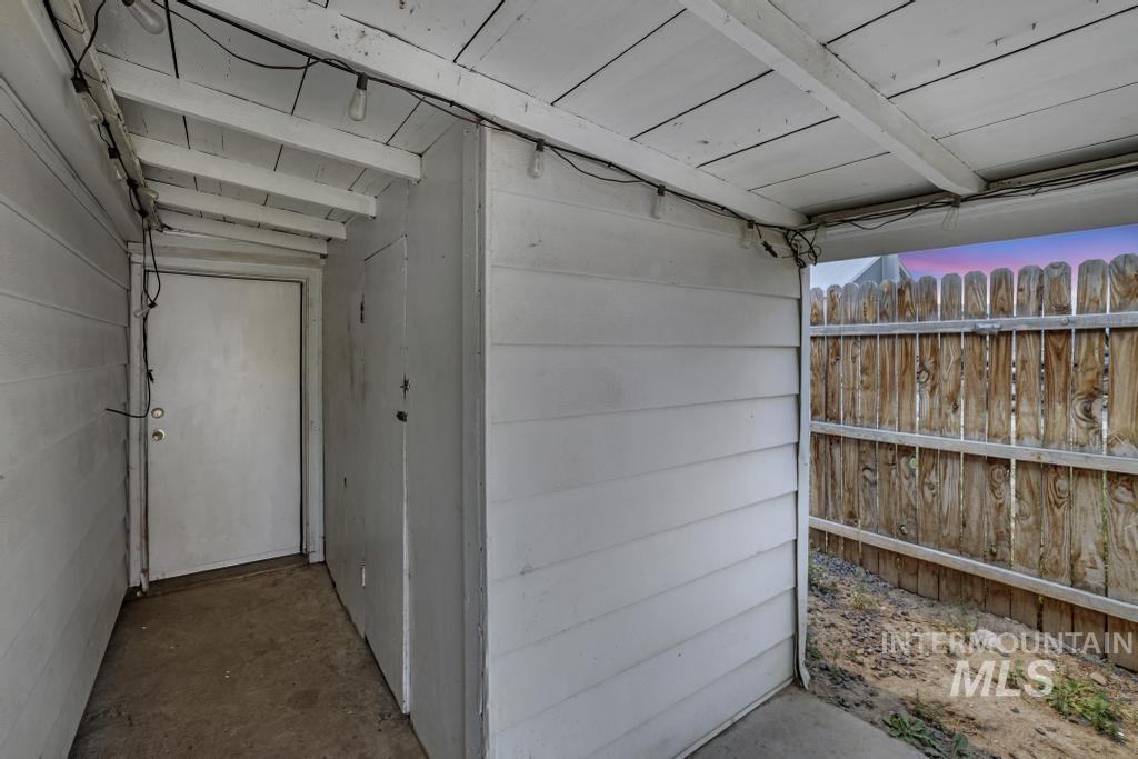 908 Yakima Ave, Filer, Idaho 83328-5334, 2 Bedrooms, 1 Bathroom, Residential For Sale, Price $209,900,MLS 98972290