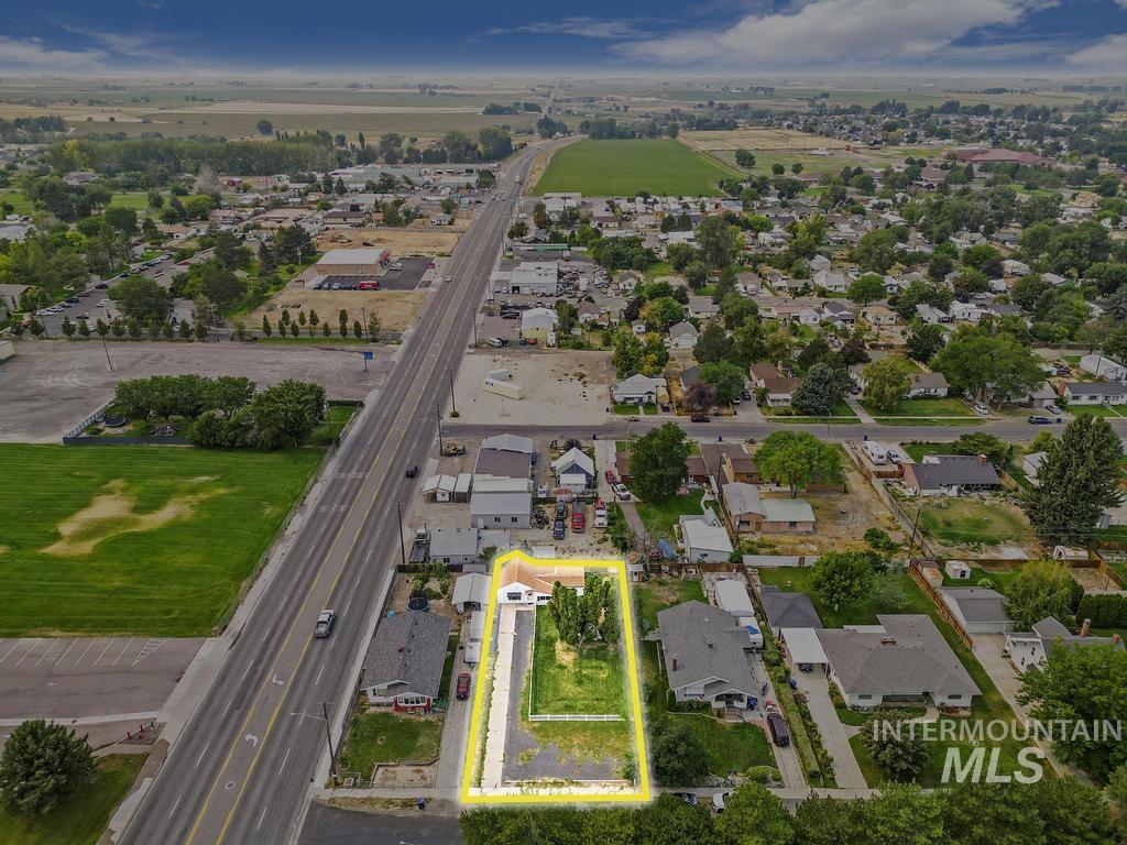 908 Yakima Ave, Filer, Idaho 83328-5334, 2 Bedrooms, 1 Bathroom, Residential For Sale, Price $209,900,MLS 98972290