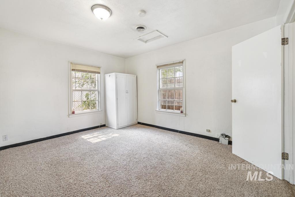 908 Yakima Ave, Filer, Idaho 83328-5334, 2 Bedrooms, 1 Bathroom, Residential For Sale, Price $209,900,MLS 98972290