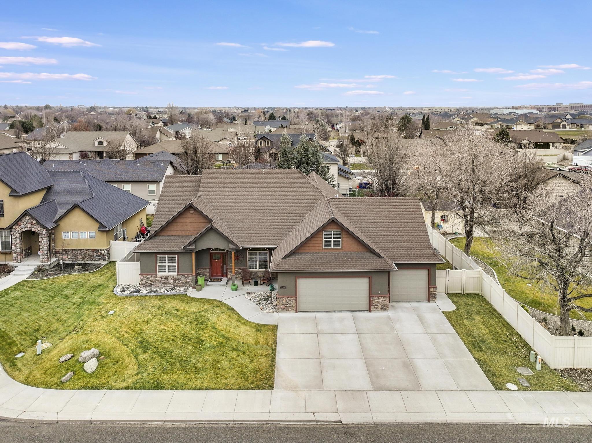 455 Coiner Circle, Twin Falls, Idaho 83301, 3 Bedrooms, 2.5 Bathrooms, Residential For Sale, Price $540,000,MLS 98972291