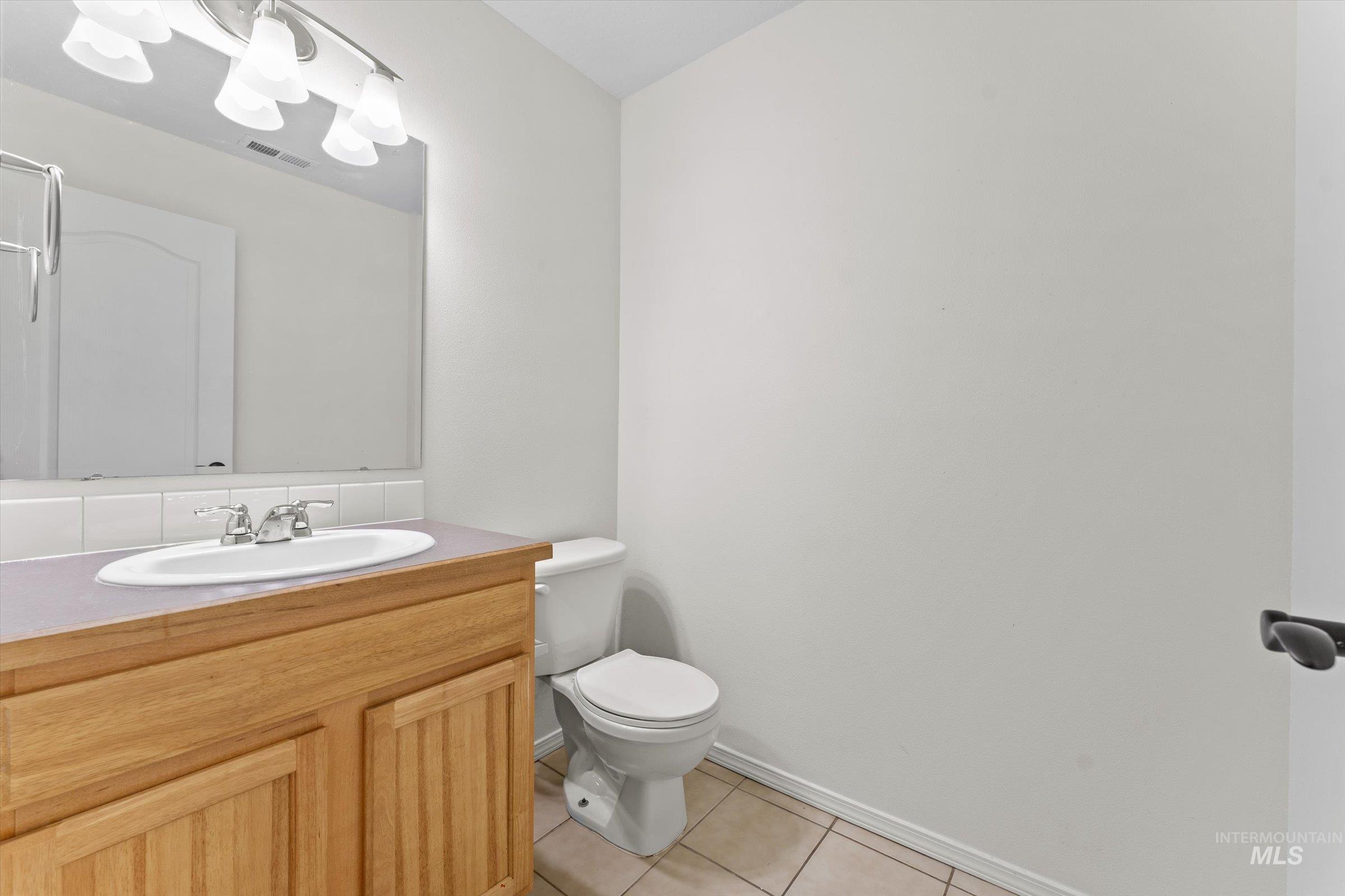 9630 W Portola, Boise, Idaho 83709, 3 Bedrooms, 2.5 Bathrooms, Residential For Sale, Price $399,900,MLS 98972294