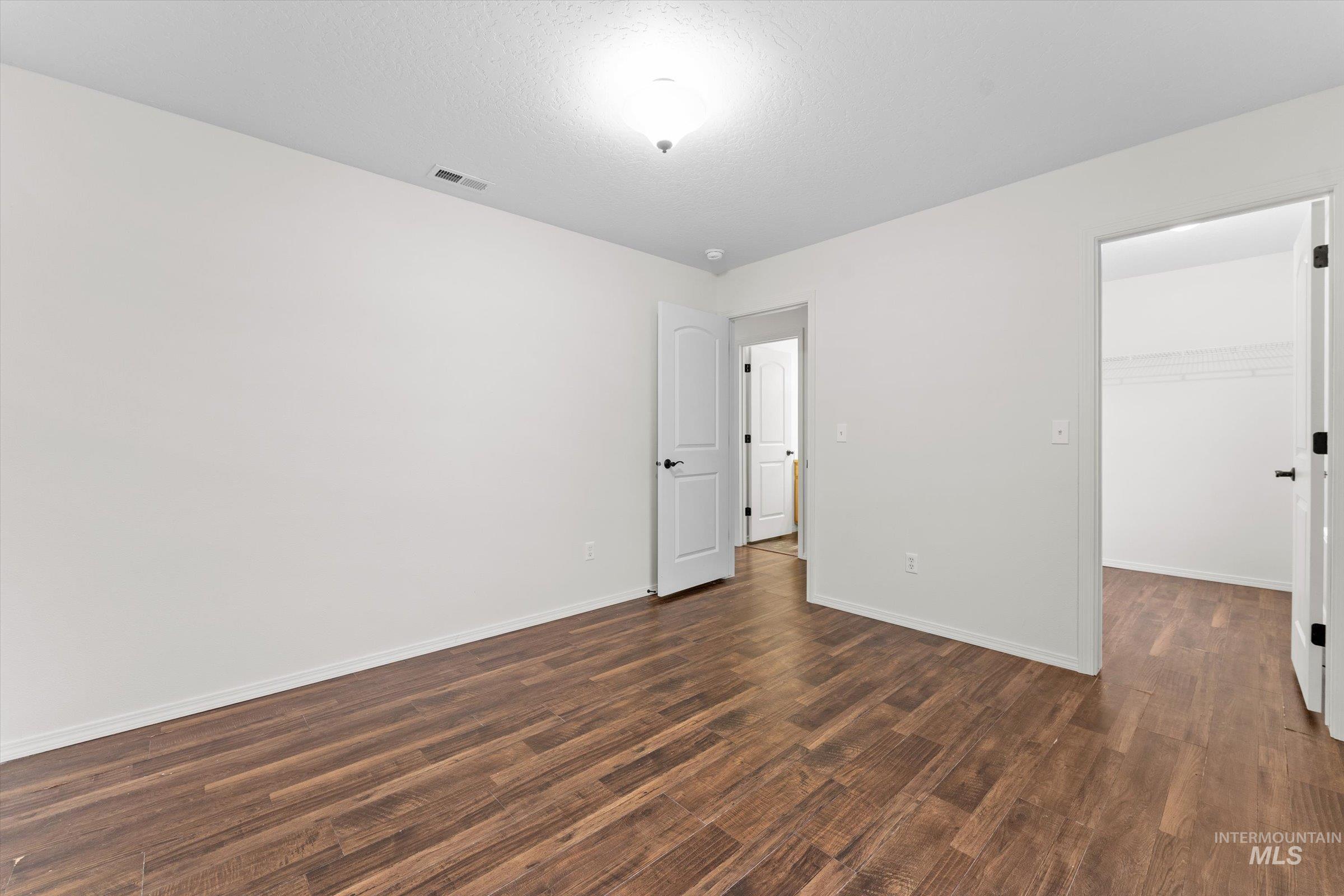 9630 W Portola, Boise, Idaho 83709, 3 Bedrooms, 2.5 Bathrooms, Residential For Sale, Price $399,900,MLS 98972294