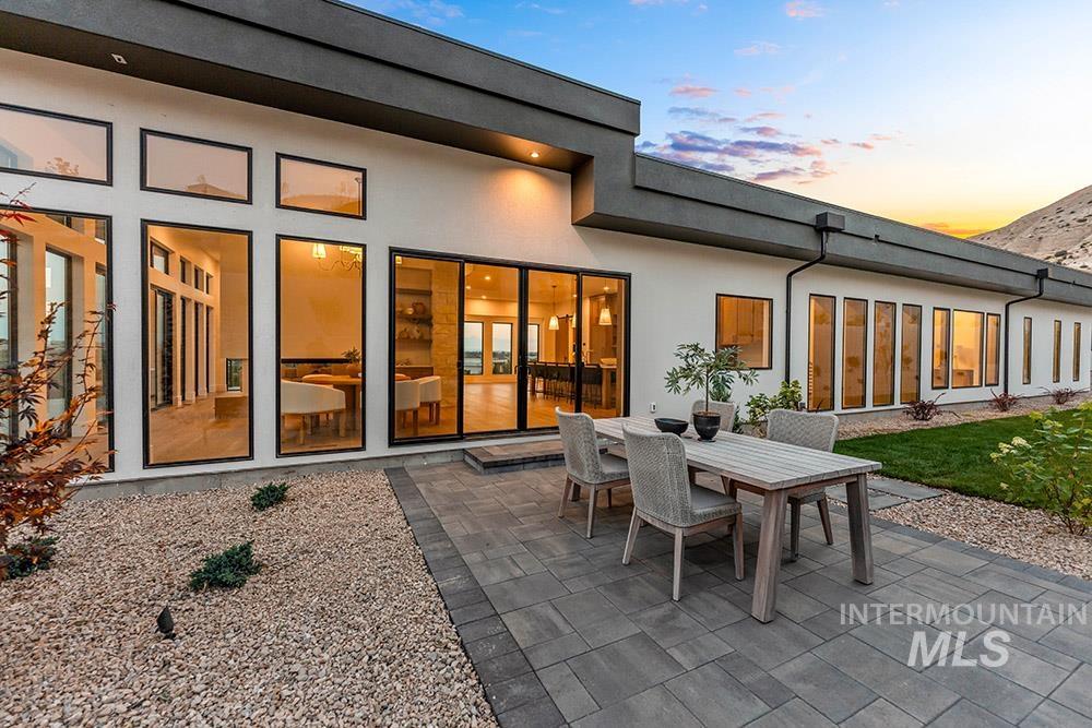 2432 S Globe Lane, Boise, Idaho 83716, 4 Bedrooms, 4.5 Bathrooms, Residential For Sale, Price $2,675,000,MLS 98972296