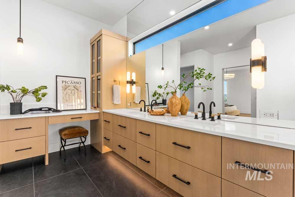 2426 S Globe Lane, Boise, Idaho 83716, 4 Bedrooms, 5.5 Bathrooms, Residential For Sale, Price $2,499,900,MLS 98972297