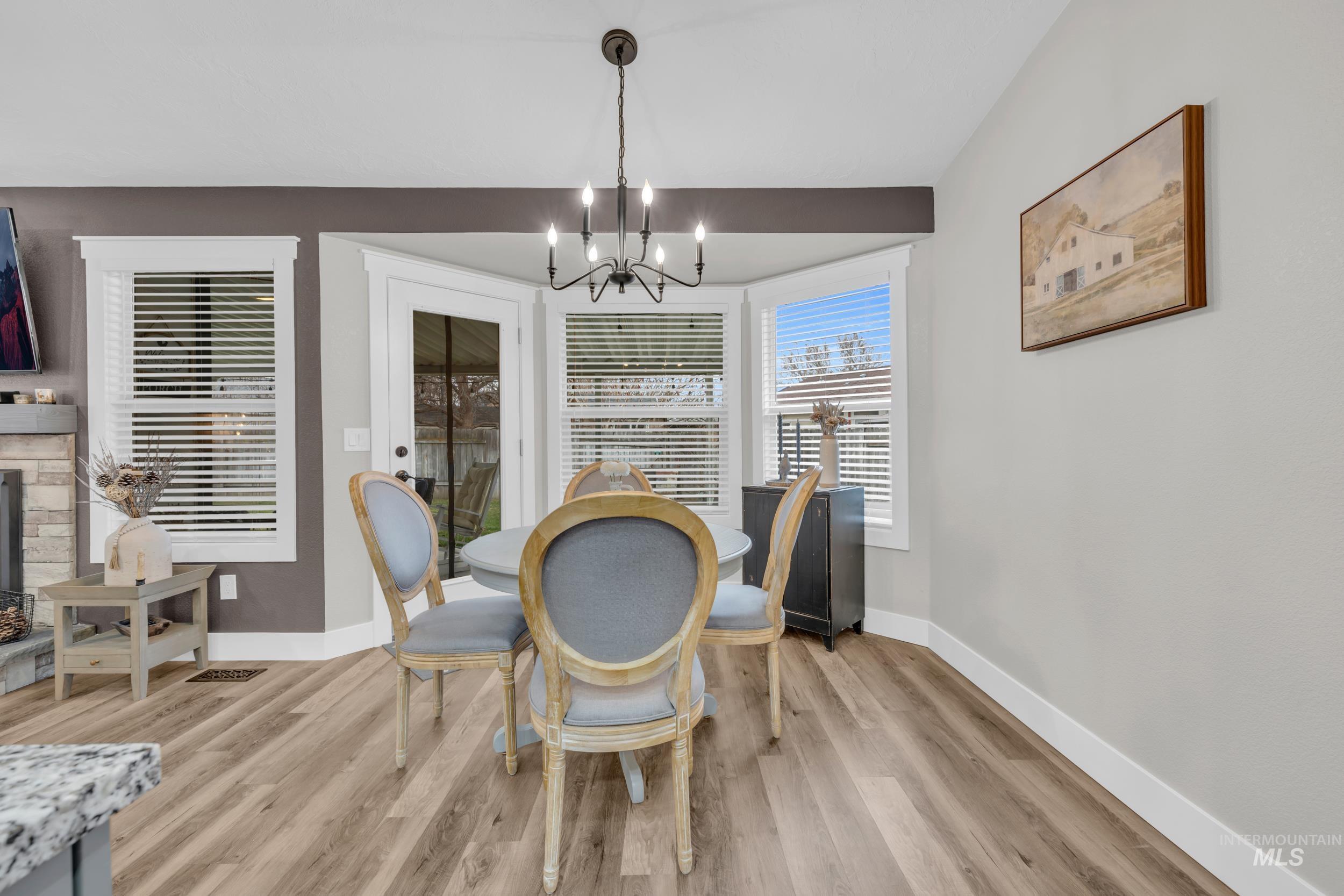 1127 E Egret Dr, Meridian, Idaho 83642, 3 Bedrooms, 2 Bathrooms, Residential For Sale, Price $460,000,MLS 98972298