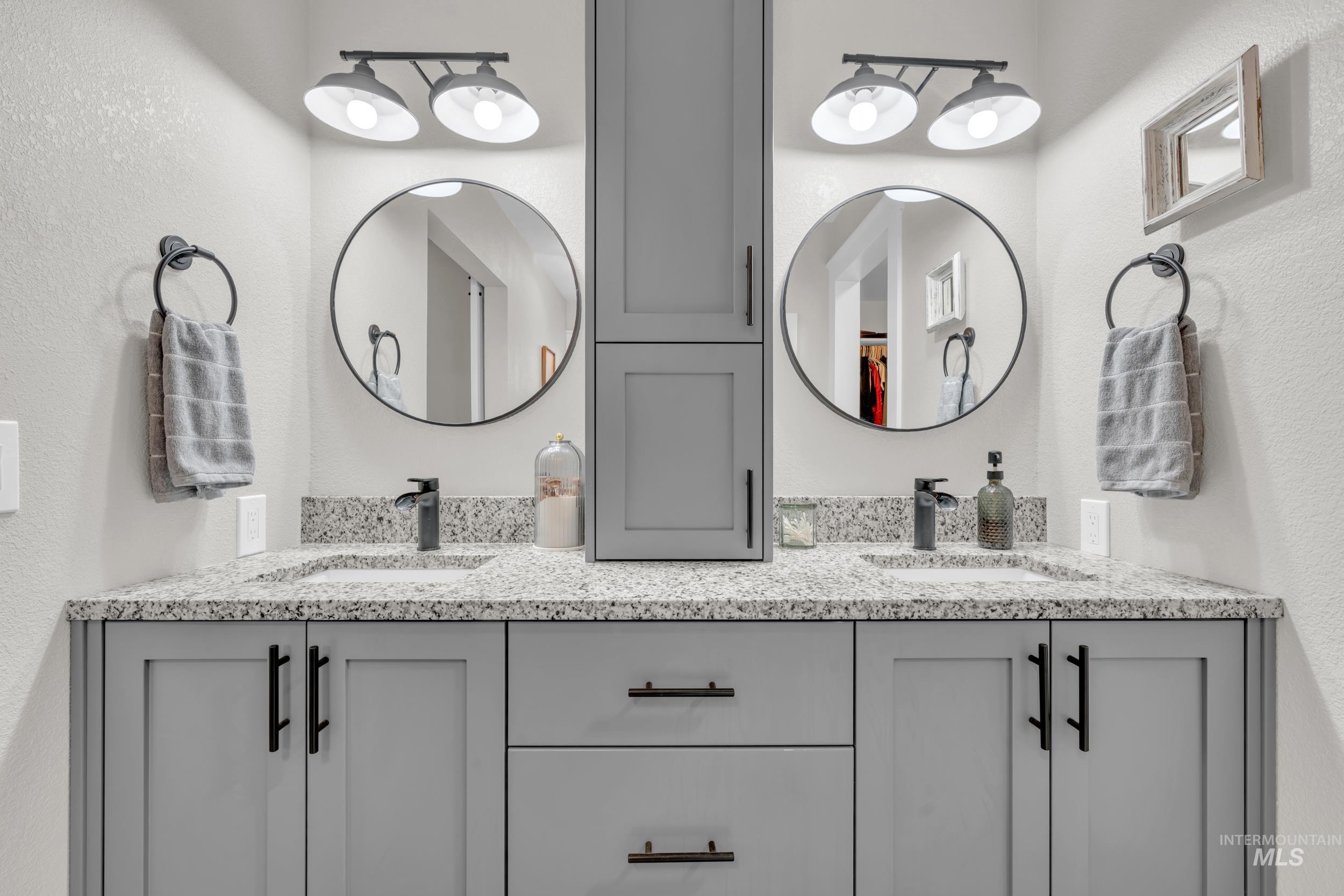 1127 E Egret Dr, Meridian, Idaho 83642, 3 Bedrooms, 2 Bathrooms, Residential For Sale, Price $460,000,MLS 98972298