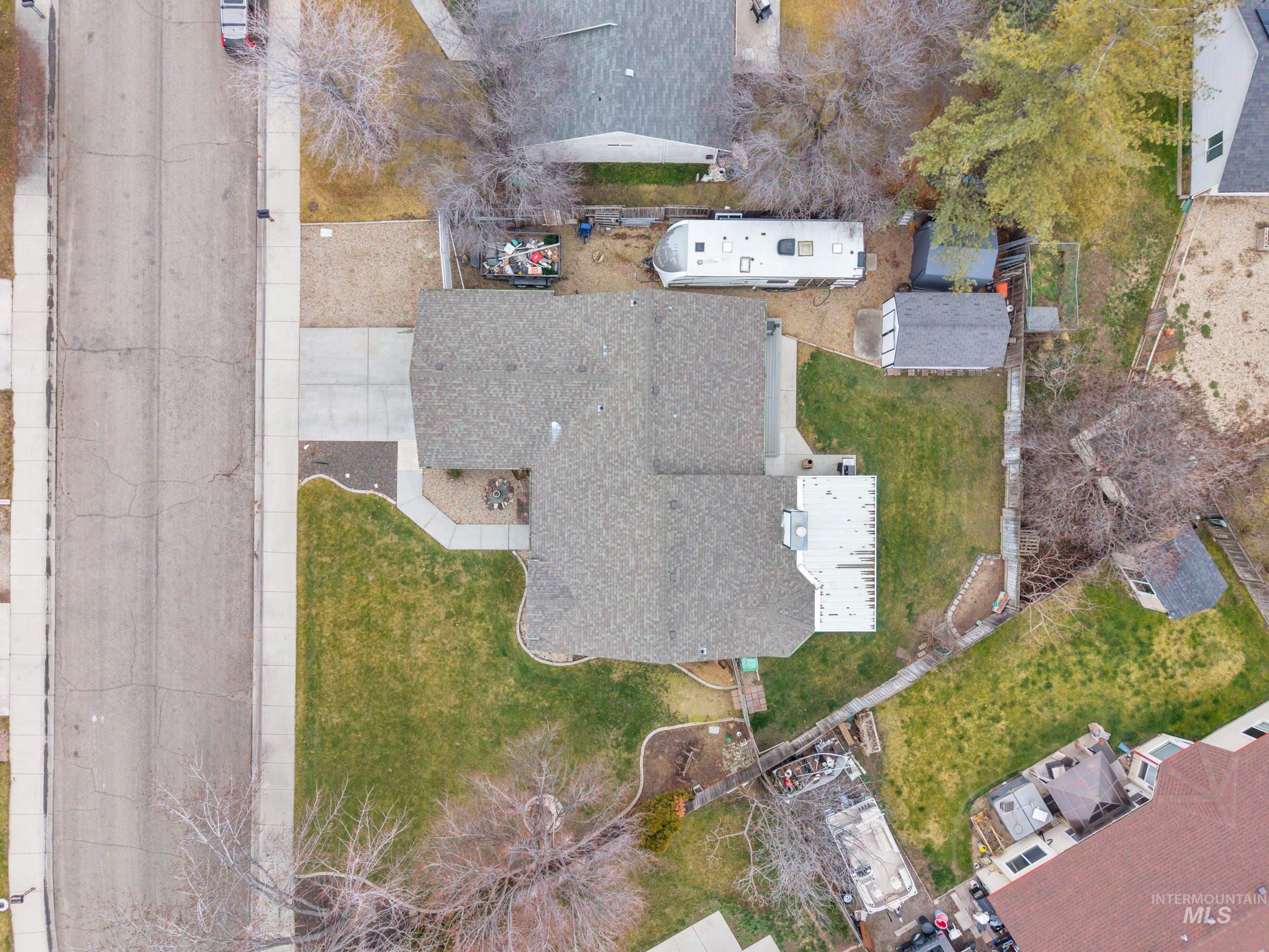 1127 E Egret Dr, Meridian, Idaho 83642, 3 Bedrooms, 2 Bathrooms, Residential For Sale, Price $460,000,MLS 98972298