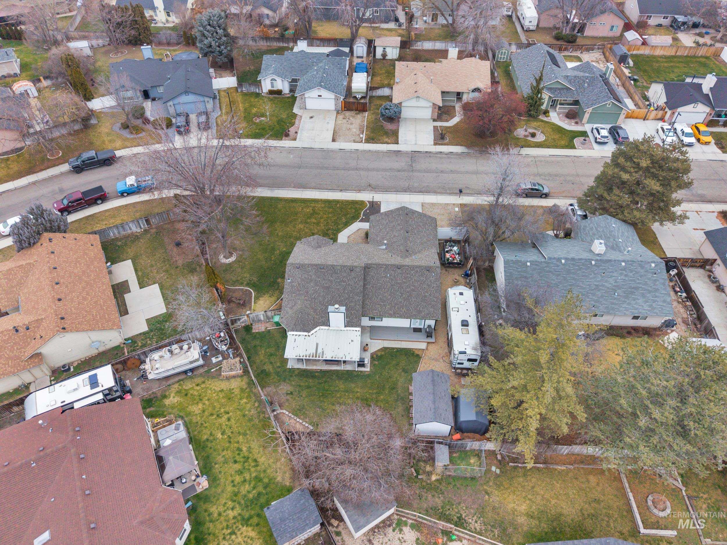 1127 E Egret Dr, Meridian, Idaho 83642, 3 Bedrooms, 2 Bathrooms, Residential For Sale, Price $460,000,MLS 98972298