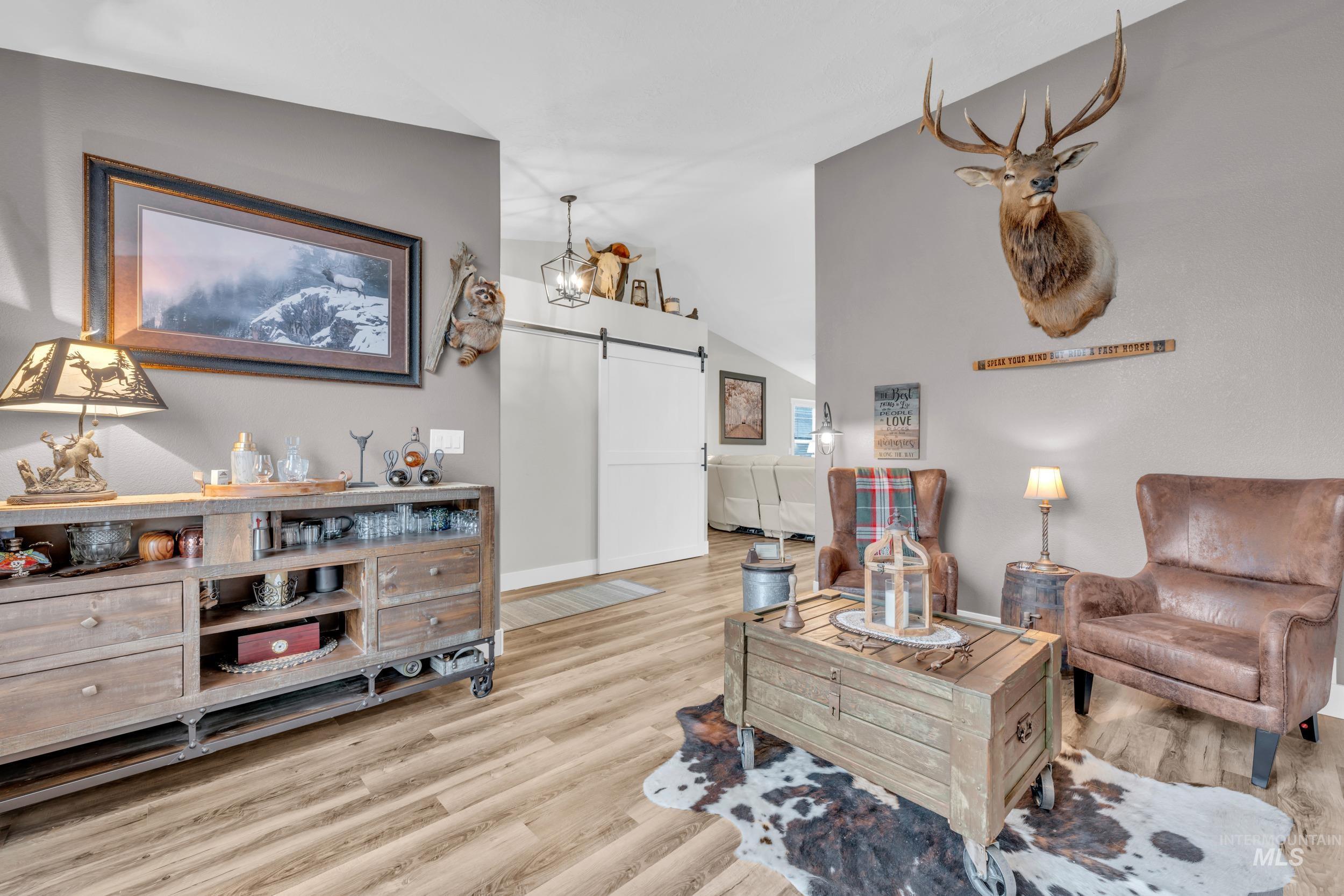 1127 E Egret Dr, Meridian, Idaho 83642, 3 Bedrooms, 2 Bathrooms, Residential For Sale, Price $460,000,MLS 98972298