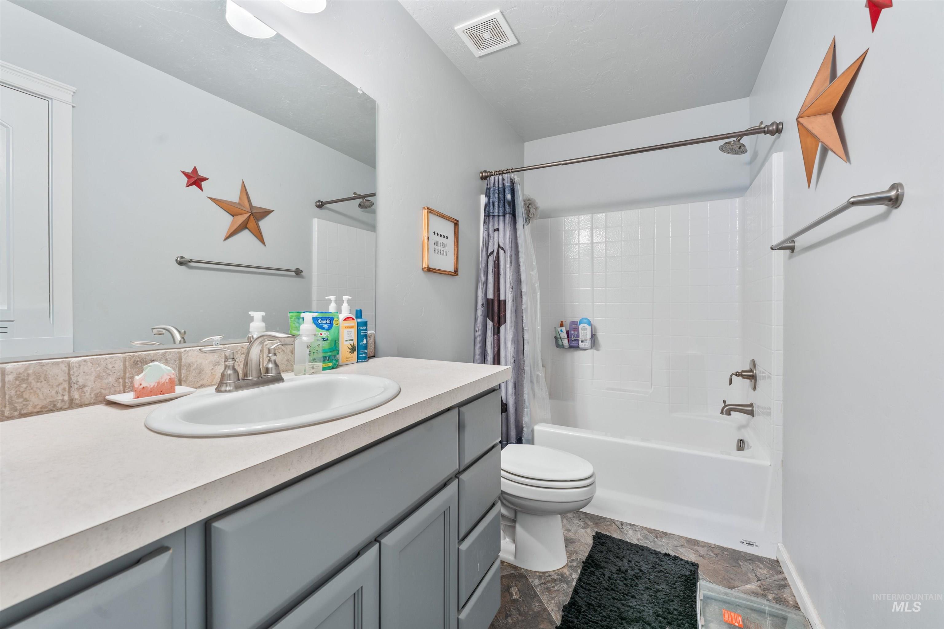 733 Kanner Court, Twin Falls, Idaho 83301, 3 Bedrooms, 2 Bathrooms, Residential For Sale, Price $375,000,MLS 98972300