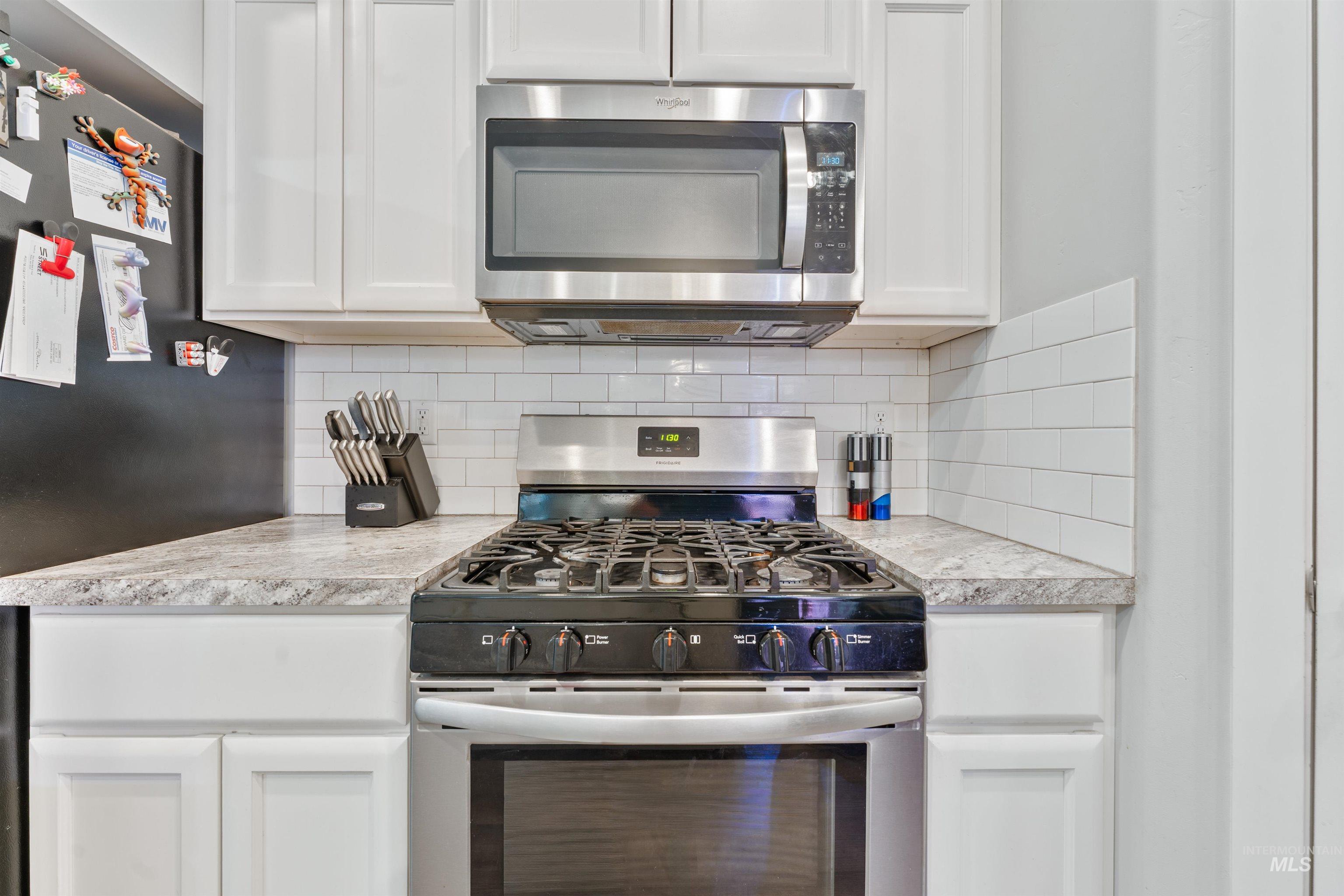 733 Kanner Court, Twin Falls, Idaho 83301, 3 Bedrooms, 2 Bathrooms, Residential For Sale, Price $375,000,MLS 98972300