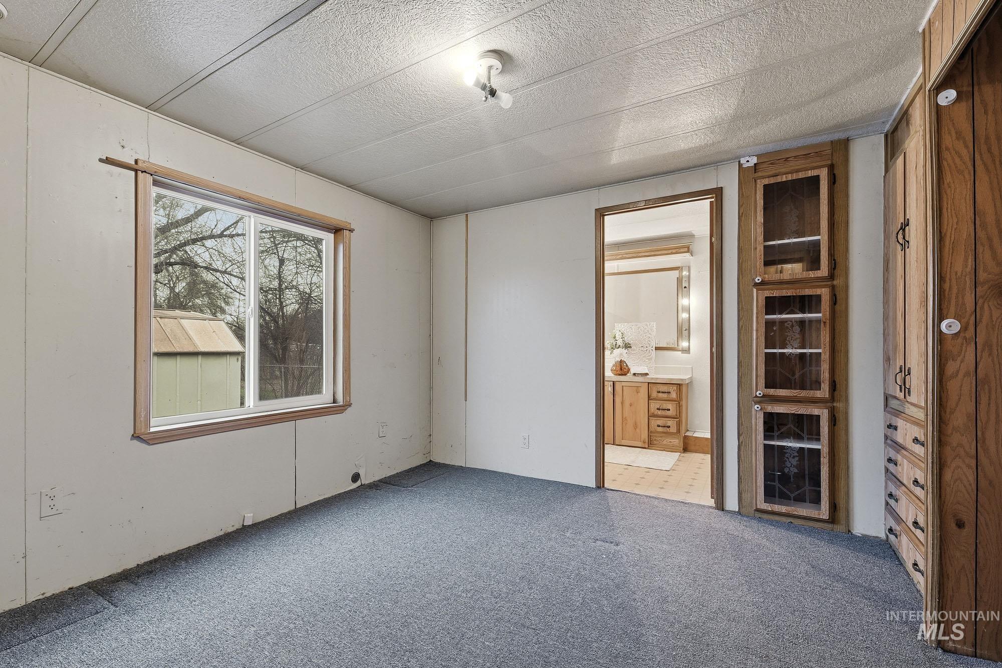 5200 Midway, Caldwell, Idaho 83607, 3 Bedrooms, 2 Bathrooms, Residential For Sale, Price $70,000,MLS 98972301