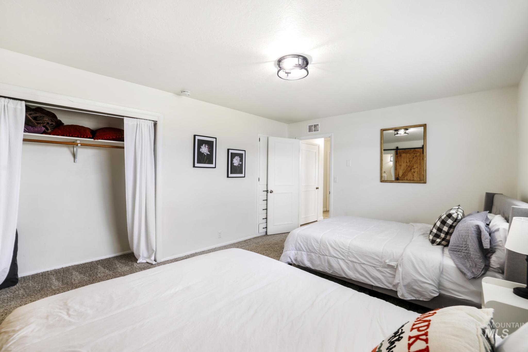 4095 N 2300 E, Filer, Idaho 83328, 3 Bedrooms, 2.5 Bathrooms, Residential For Sale, Price $535,000,MLS 98972307