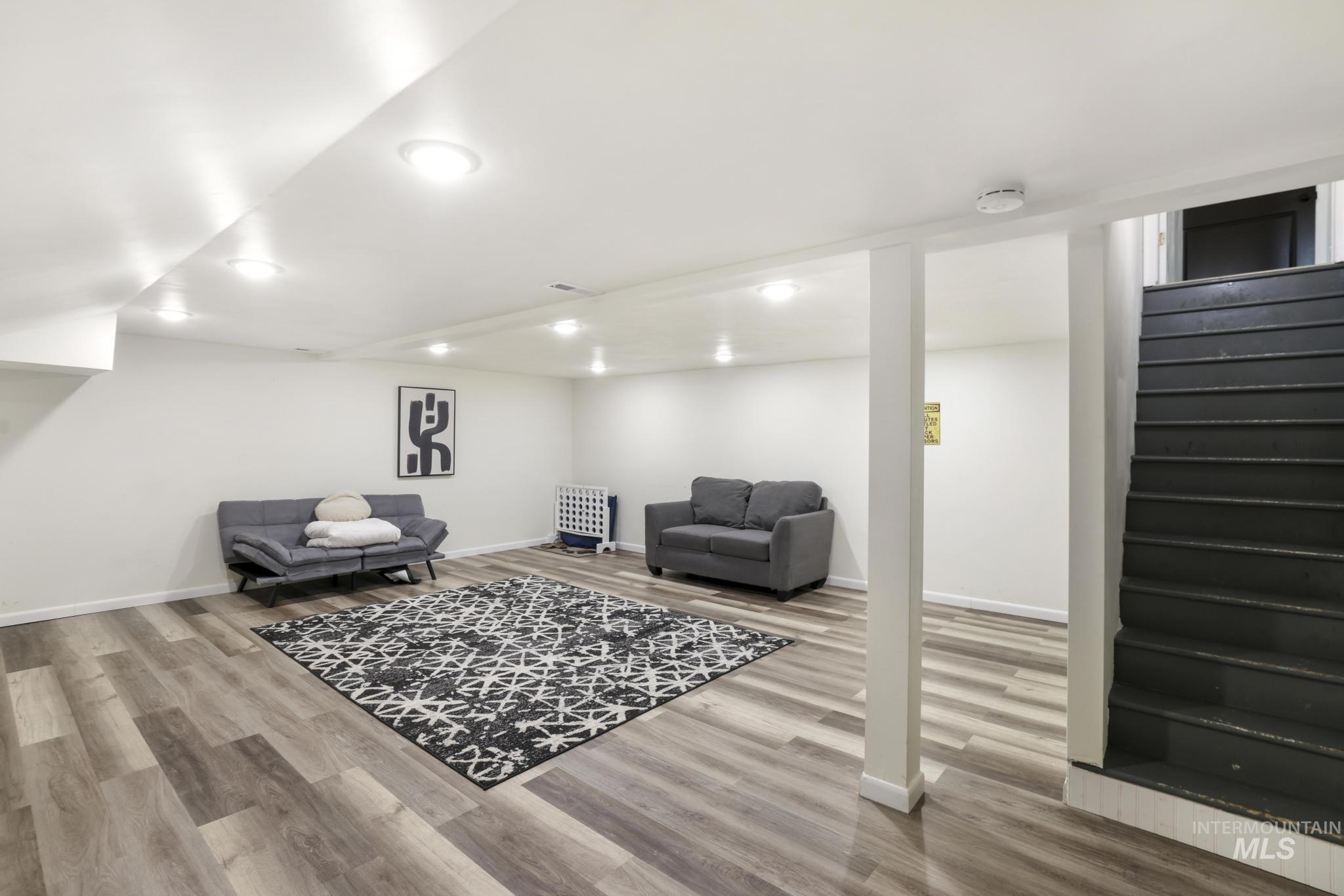 4095 N 2300 E, Filer, Idaho 83328, 3 Bedrooms, 2.5 Bathrooms, Residential For Sale, Price $535,000, 98972307