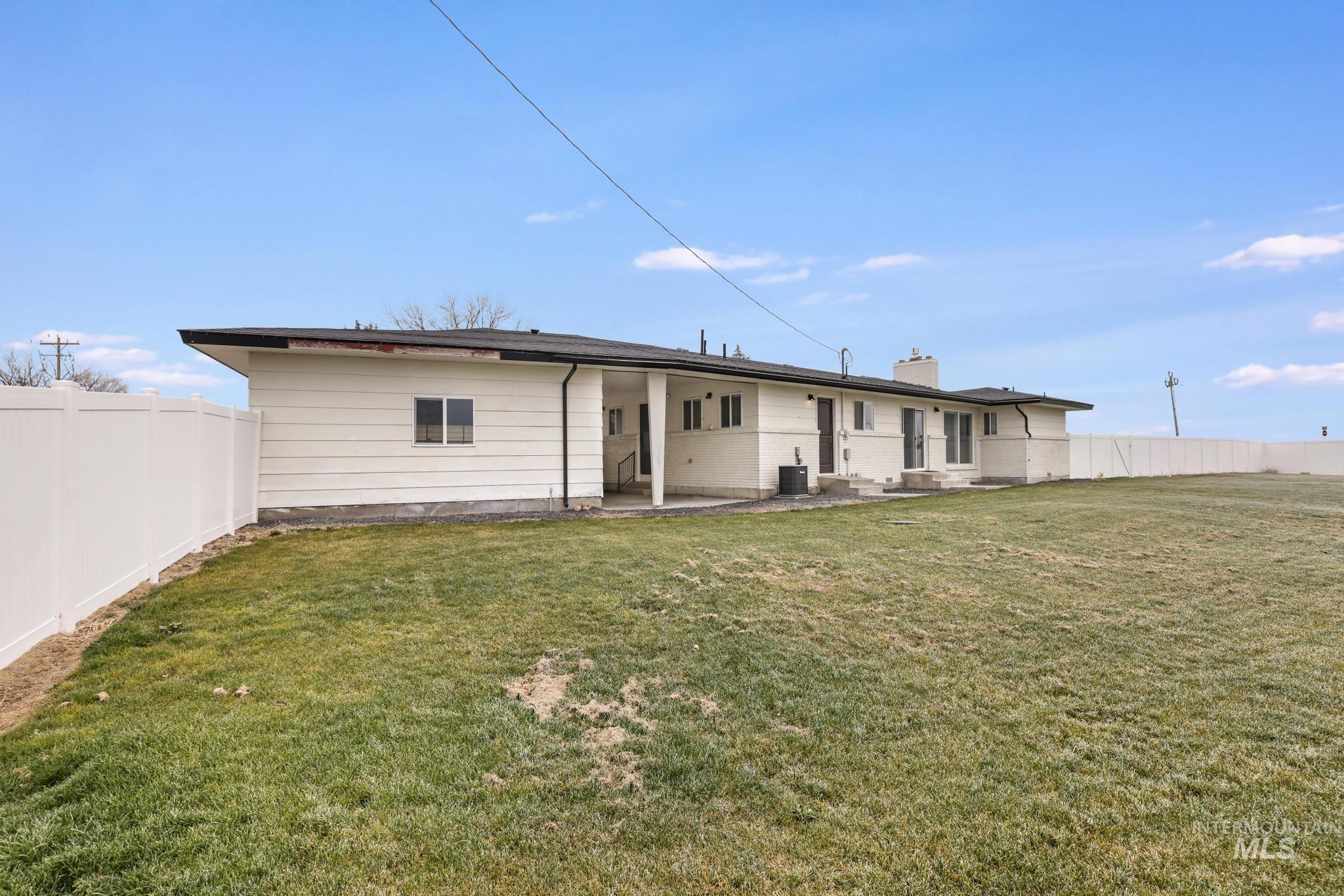 4095 N 2300 E, Filer, Idaho 83328, 3 Bedrooms, 2.5 Bathrooms, Residential For Sale, Price $535,000, 98972307