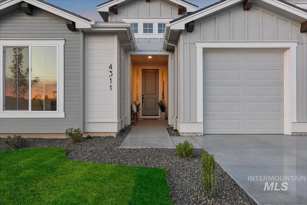 4402 E Dillinger St, Nampa, Idaho 83651, 4 Bedrooms, 3 Bathrooms, Residential For Sale, Price $599,880,MLS 98972309