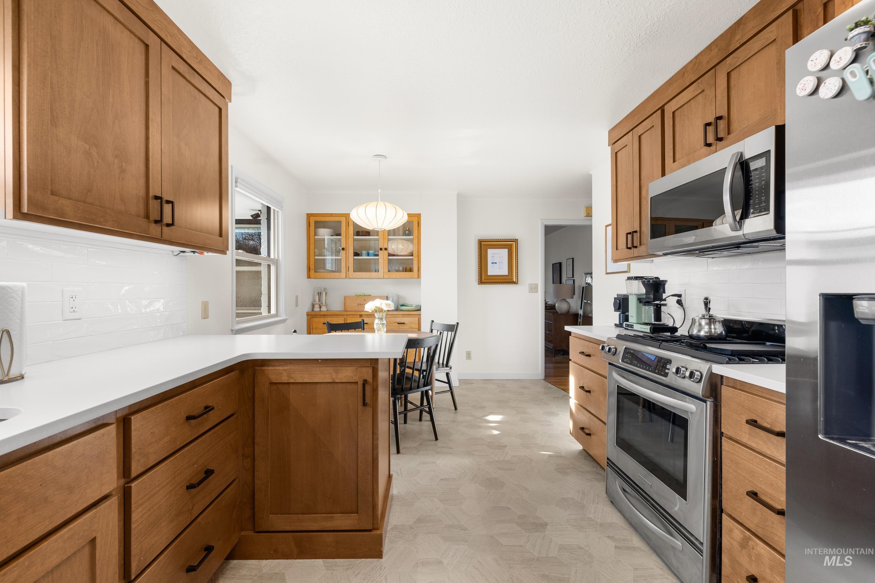 1010 S Forrest St, Boise, Idaho 83705, 4 Bedrooms, 2 Bathrooms, Residential For Sale, Price $589,000,MLS 98972310