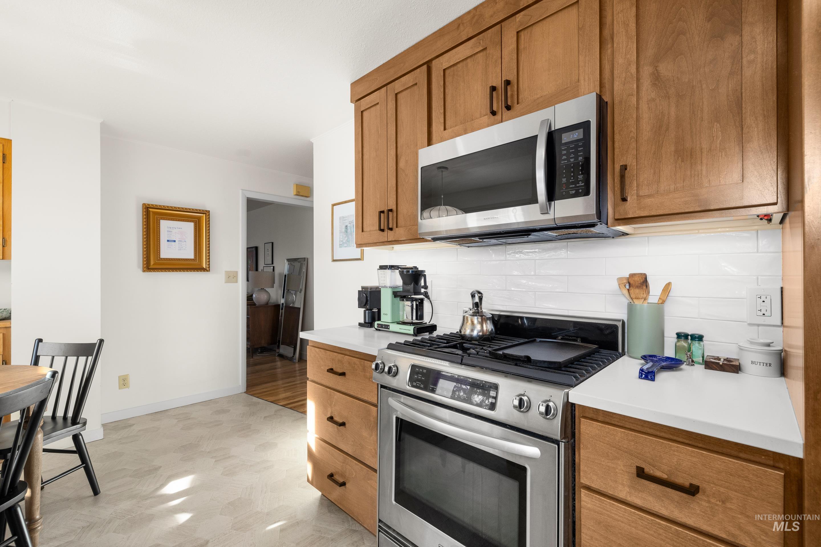 1010 S Forrest St, Boise, Idaho 83705, 4 Bedrooms, 2 Bathrooms, Residential For Sale, Price $589,000,MLS 98972310