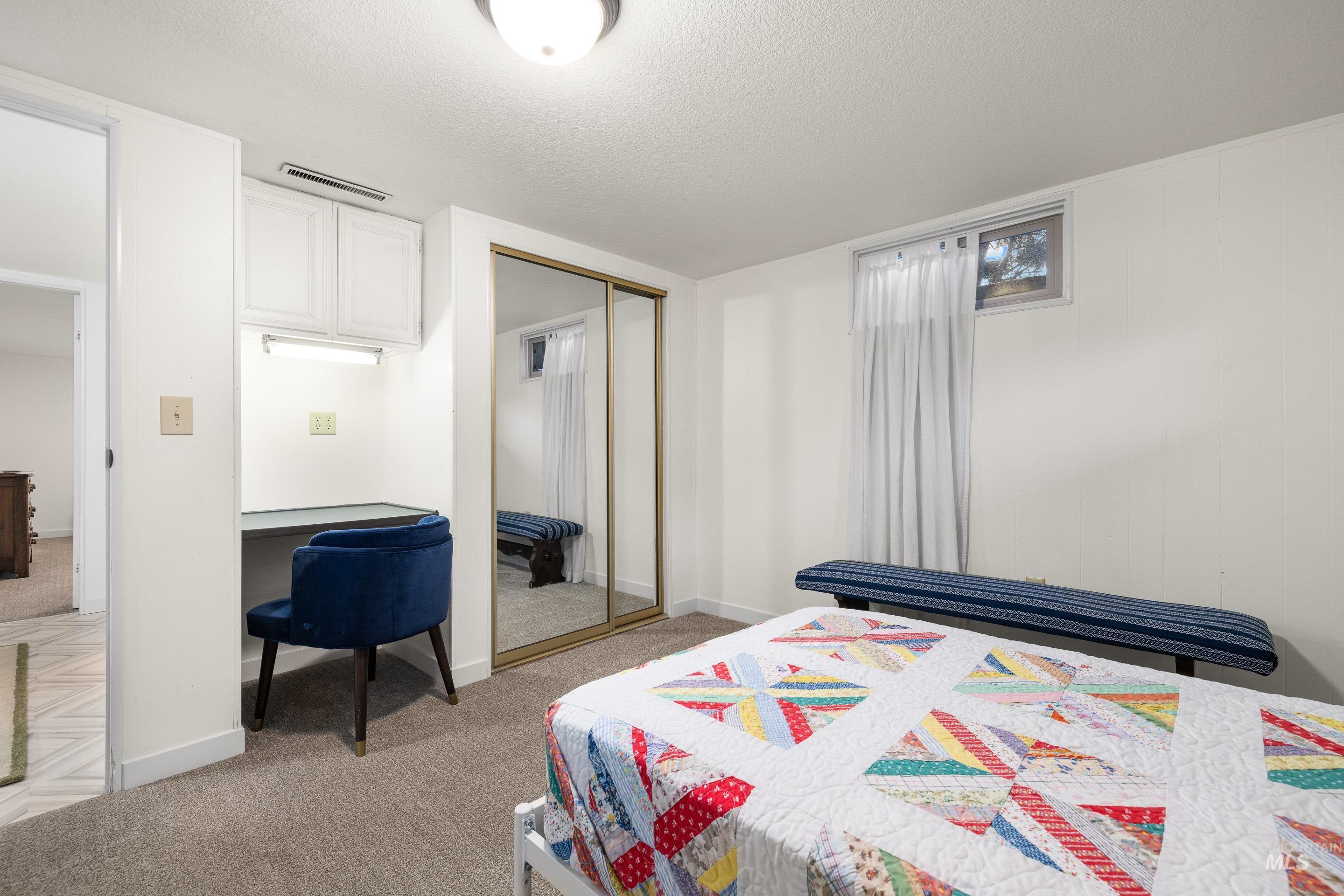 1010 S Forrest St, Boise, Idaho 83705, 4 Bedrooms, 2 Bathrooms, Residential For Sale, Price $589,000,MLS 98972310