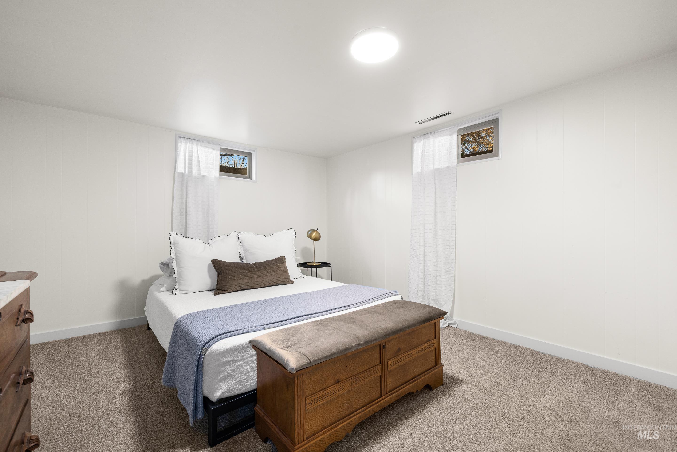 1010 S Forrest St, Boise, Idaho 83705, 4 Bedrooms, 2 Bathrooms, Residential For Sale, Price $589,000,MLS 98972310