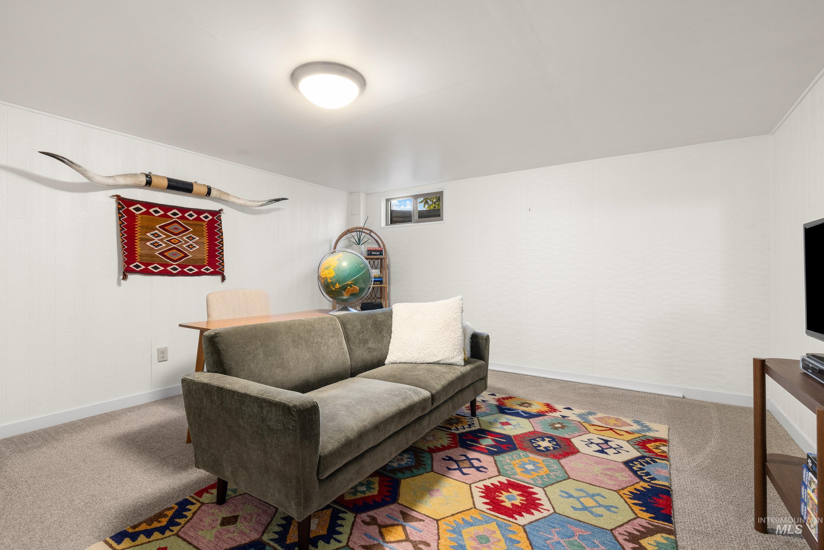 1010 S Forrest St, Boise, Idaho 83705, 4 Bedrooms, 2 Bathrooms, Residential For Sale, Price $589,000,MLS 98972310