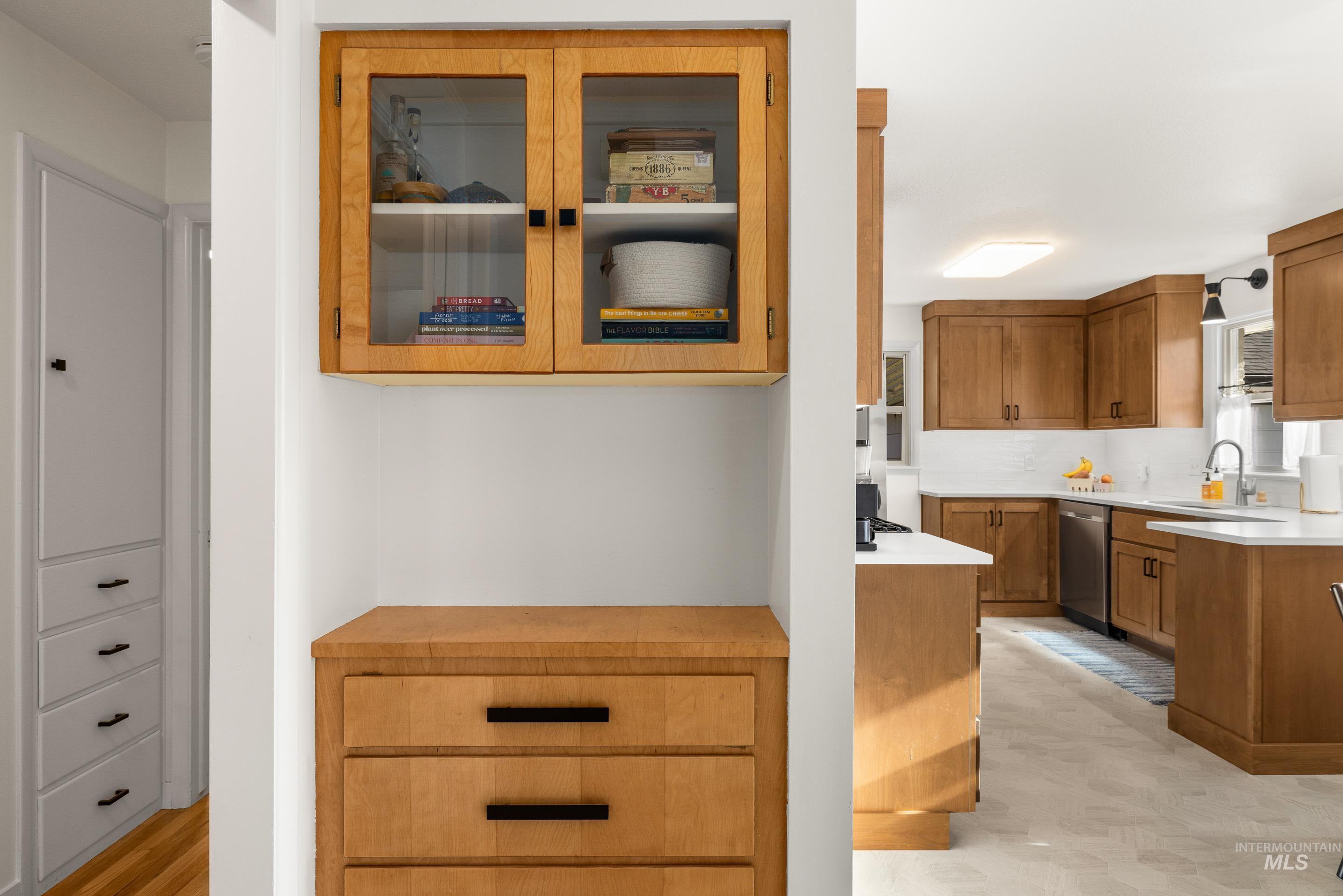 1010 S Forrest St, Boise, Idaho 83705, 4 Bedrooms, 2 Bathrooms, Residential For Sale, Price $589,000,MLS 98972310