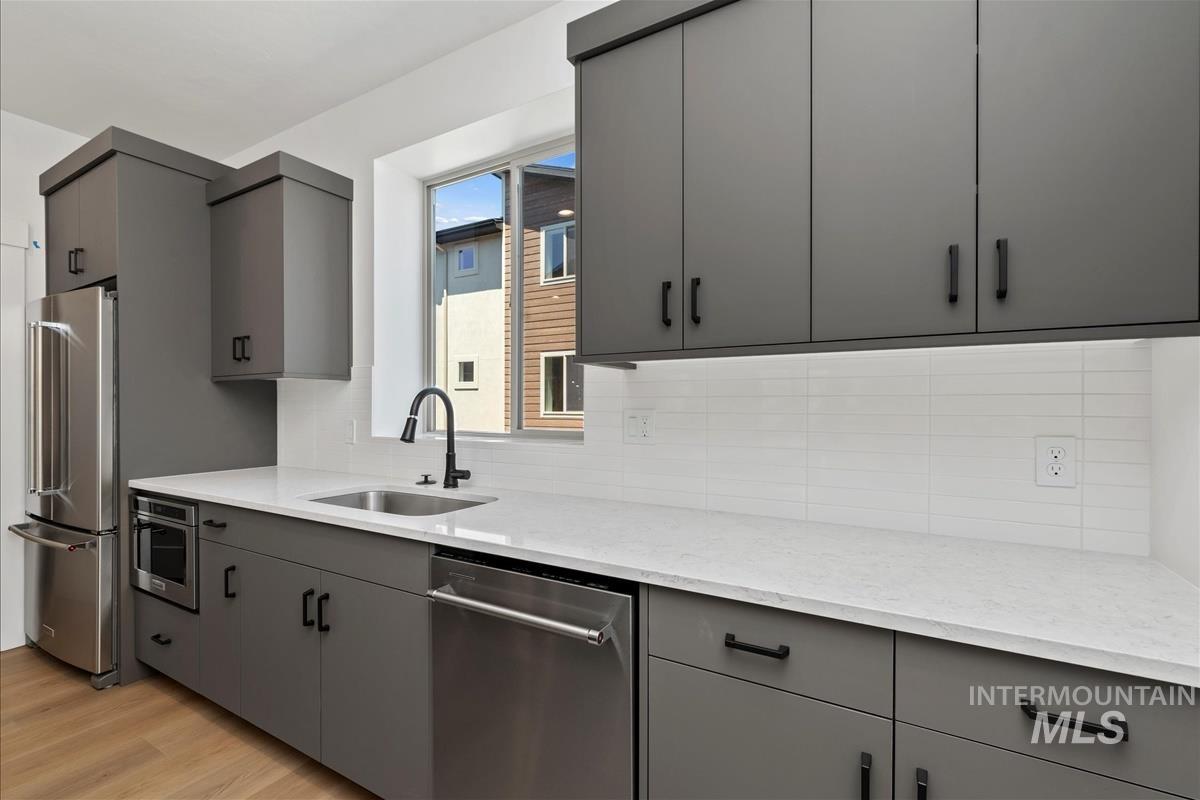 1705 S Rock View Ln, Boise, Idaho 83705, 3 Bedrooms, 3.5 Bathrooms, Residential For Sale, Price $496,880,MLS 98972311