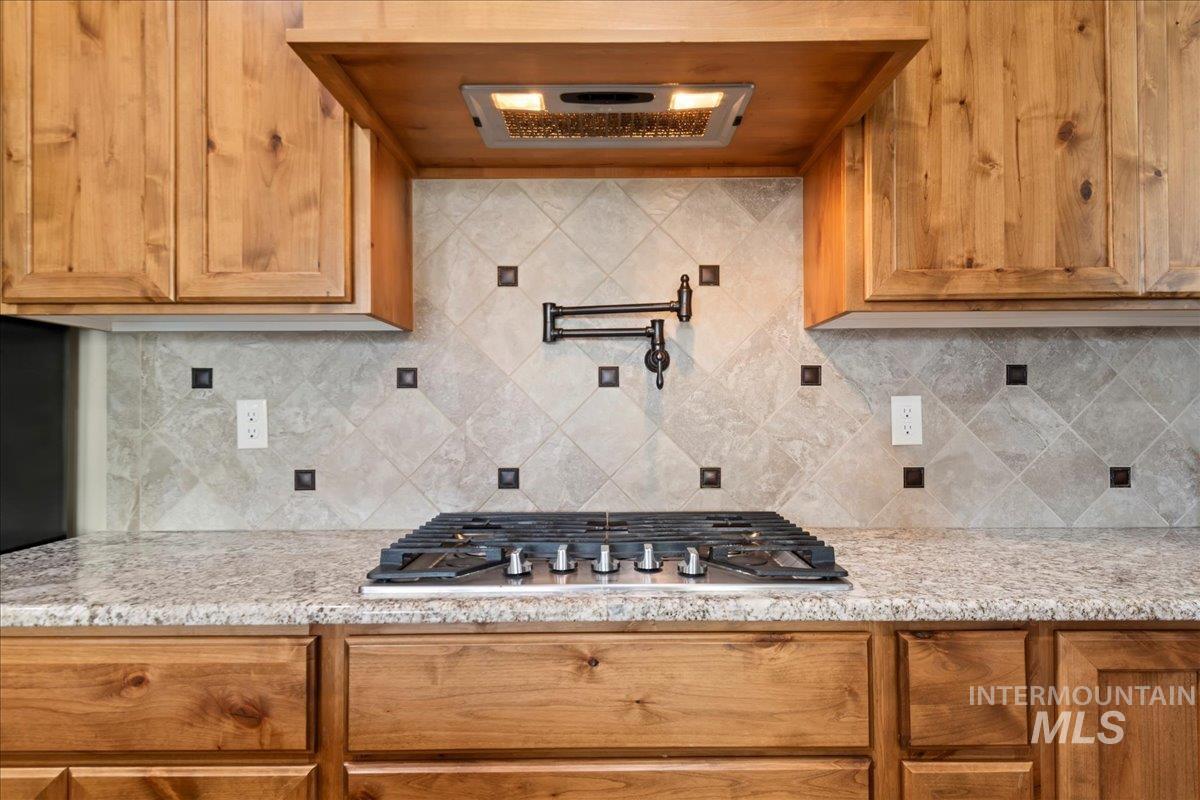 6091 E Path, Nampa, Idaho 83687, 5 Bedrooms, 4 Bathrooms, Residential For Sale, Price $654,900,MLS 98972312