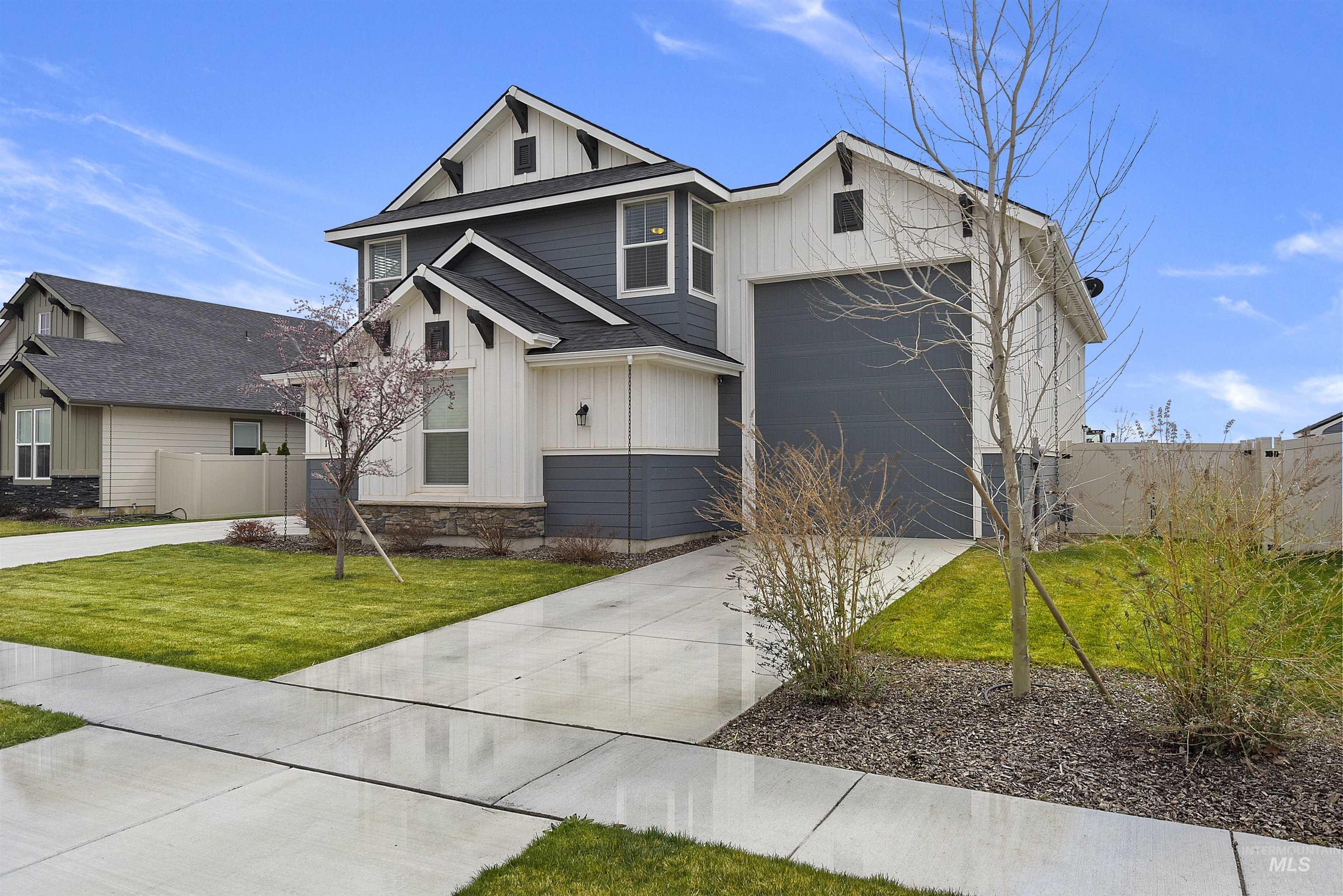 6091 E Path, Nampa, Idaho 83687, 5 Bedrooms, 4 Bathrooms, Residential For Sale, Price $654,900,MLS 98972312