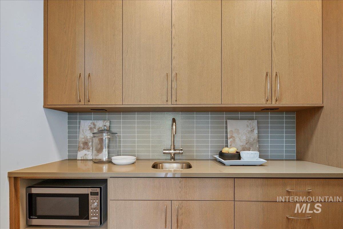 1745 E Lone Shore Lane, Eagle, Idaho 83616, 3 Bedrooms, 3.5 Bathrooms, Residential For Sale, Price $1,999,500,MLS 98972315