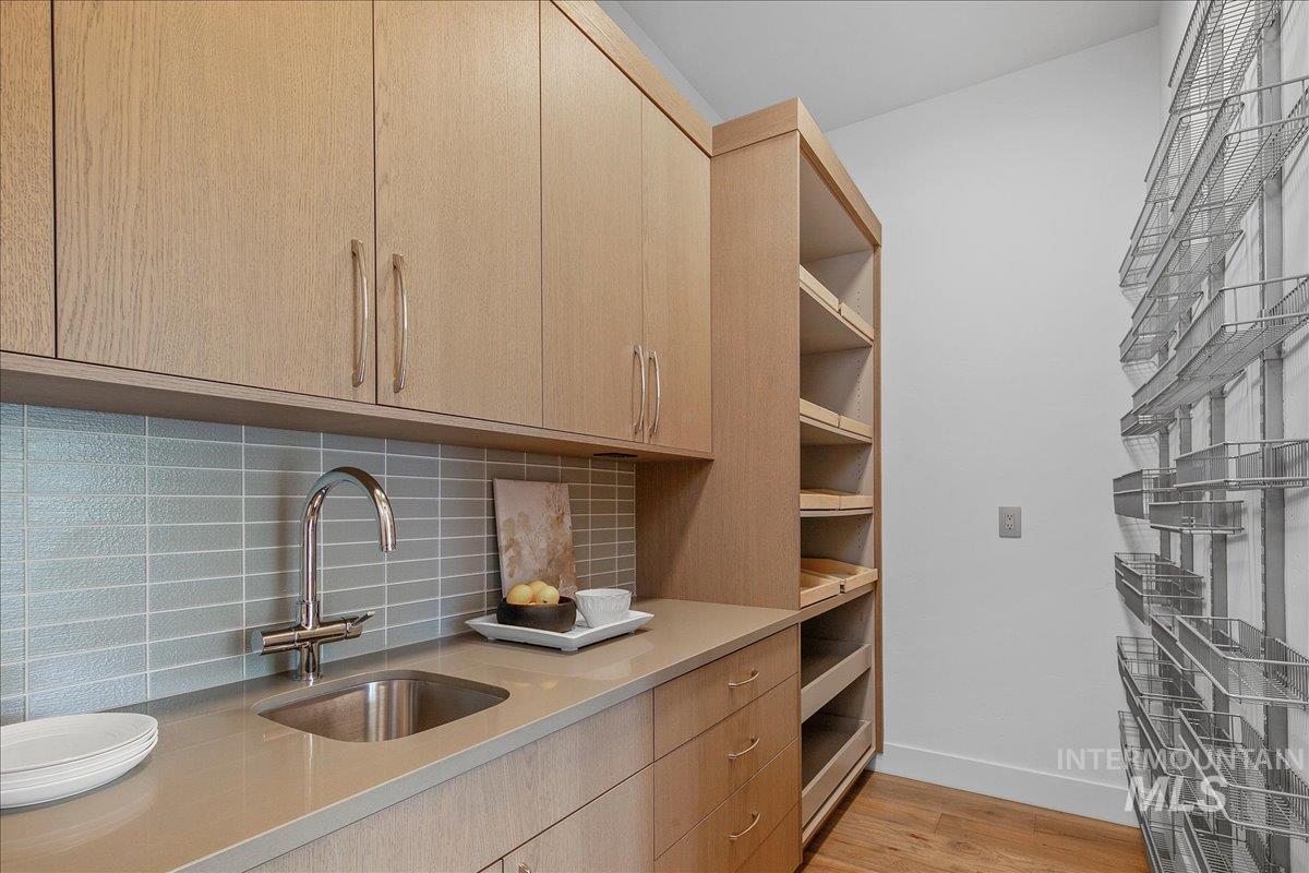 1745 E Lone Shore Lane, Eagle, Idaho 83616, 3 Bedrooms, 3.5 Bathrooms, Residential For Sale, Price $1,999,500,MLS 98972315