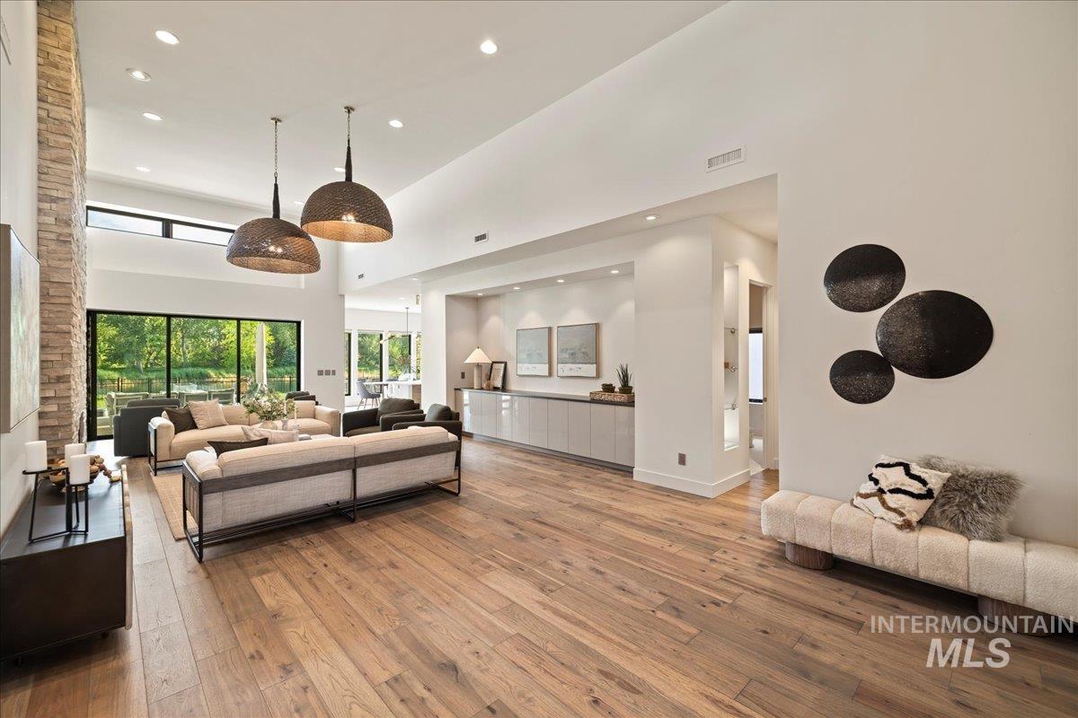 1745 E Lone Shore Lane, Eagle, Idaho 83616, 3 Bedrooms, 3.5 Bathrooms, Residential For Sale, Price $1,999,500,MLS 98972315