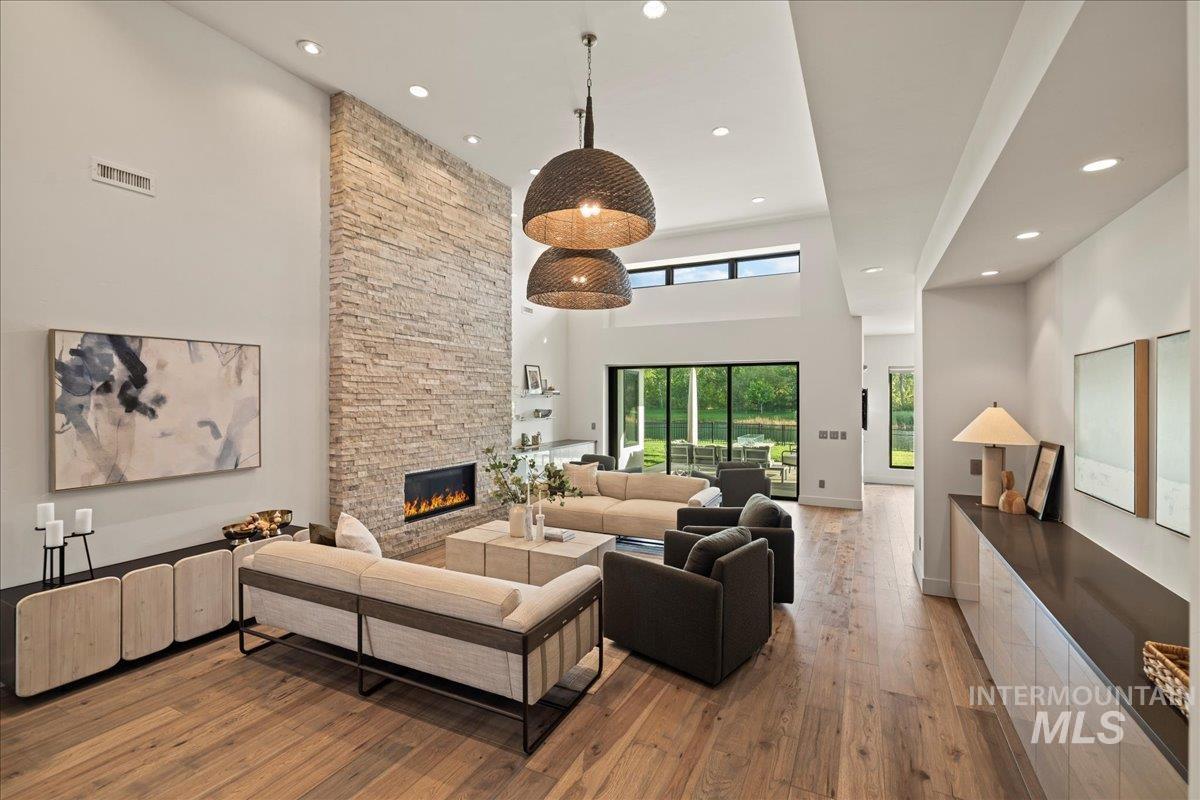 1745 E Lone Shore Lane, Eagle, Idaho 83616, 3 Bedrooms, 3.5 Bathrooms, Residential For Sale, Price $1,999,500,MLS 98972315