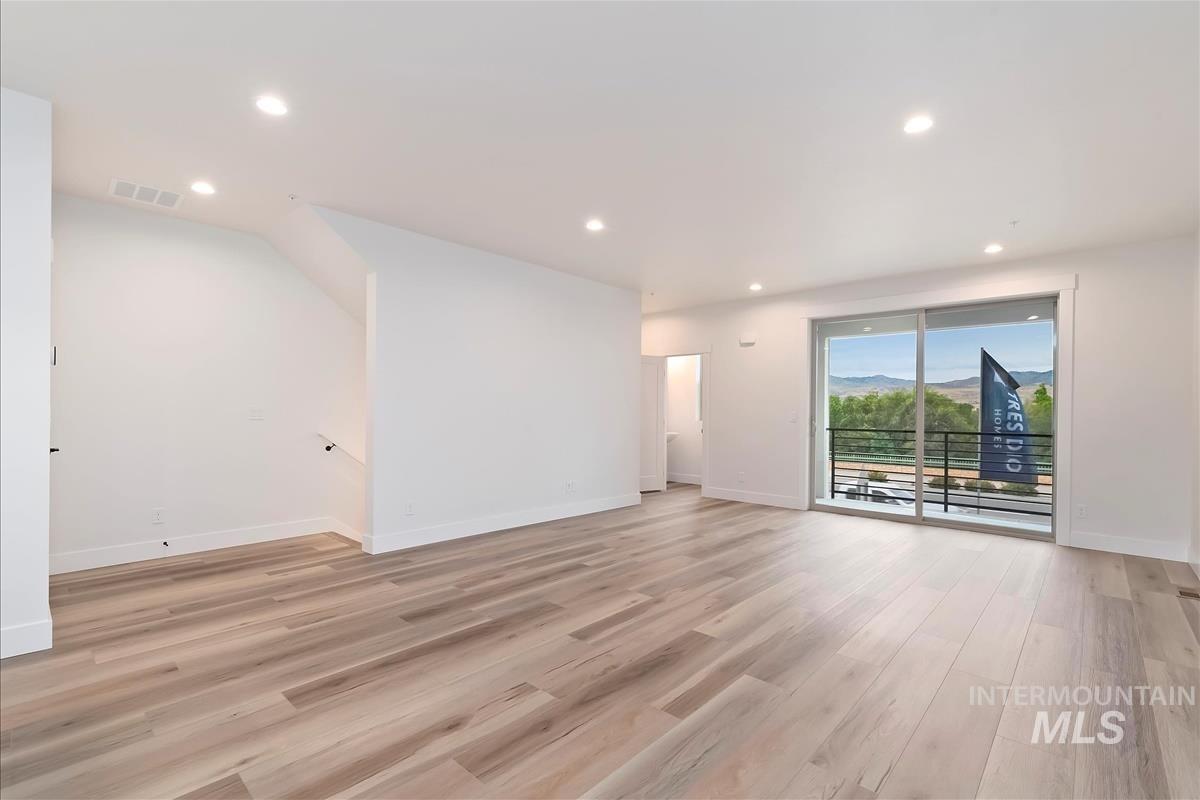 1709 S Rockview Ln, Boise, Idaho 83705, 3 Bedrooms, 3.5 Bathrooms, Residential Income For Sale, Price $496,880,MLS 98972317