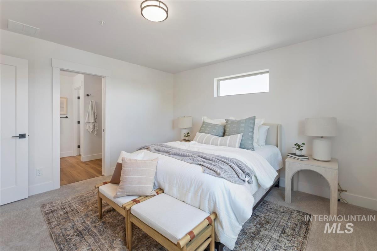 1709 S Rockview Ln, Boise, Idaho 83705, 3 Bedrooms, 3.5 Bathrooms, Residential Income For Sale, Price $496,880,MLS 98972317