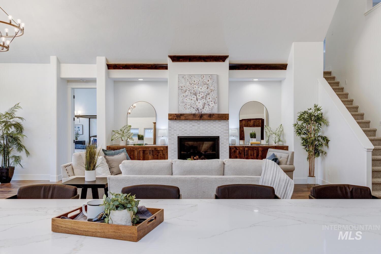 7645 W Lookout View St, Meridian, Idaho 83646, 4 Bedrooms, 4.5 Bathrooms, Residential For Sale, Price $999,999,MLS 98972320