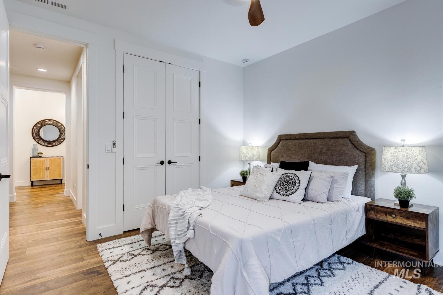 7645 W Lookout View St, Meridian, Idaho 83646, 4 Bedrooms, 4.5 Bathrooms, Residential For Sale, Price $999,999,MLS 98972320