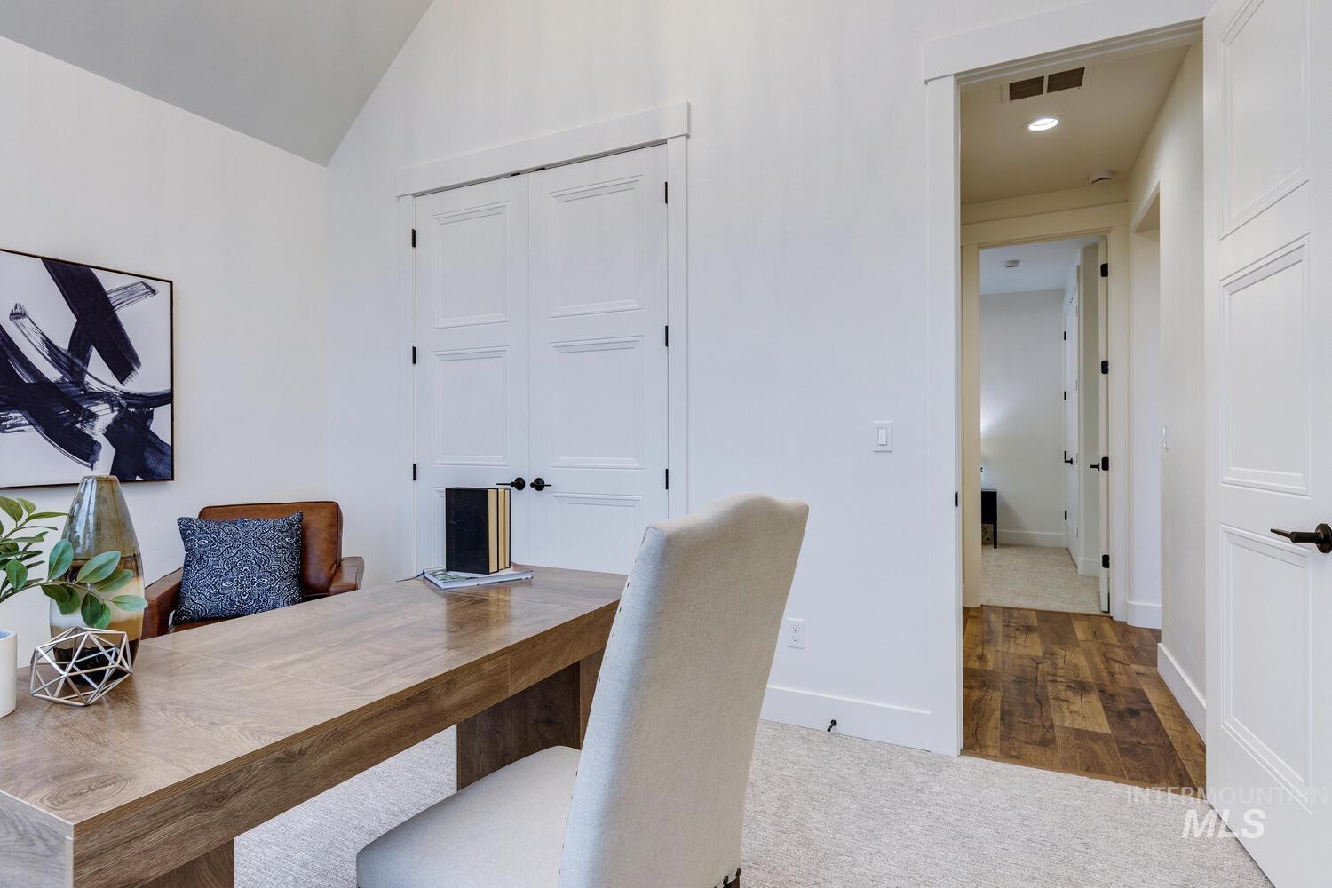 7645 W Lookout View St, Meridian, Idaho 83646, 4 Bedrooms, 4.5 Bathrooms, Residential For Sale, Price $999,999,MLS 98972320