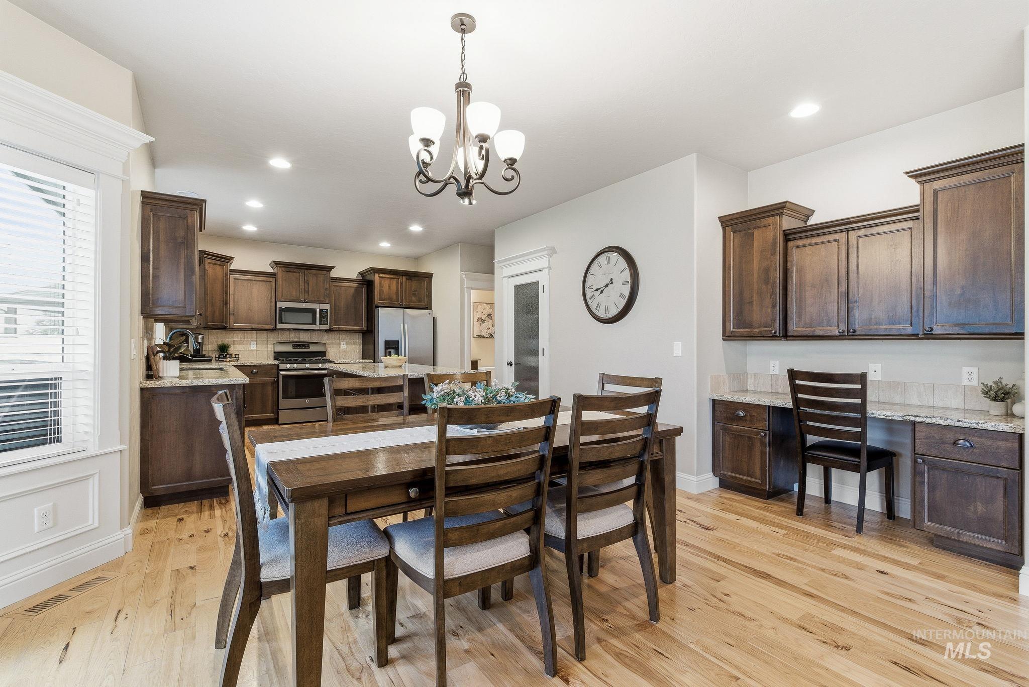 997 N Cygnus, Star, Idaho 83669-5980, 3 Bedrooms, 2.5 Bathrooms, Residential For Sale, Price $579,900,MLS 98972321