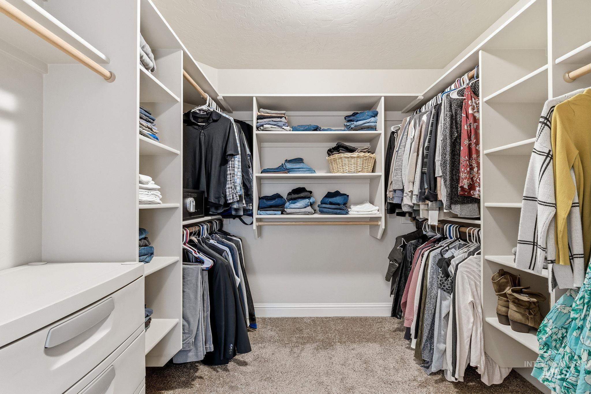 997 N Cygnus, Star, Idaho 83669-5980, 3 Bedrooms, 2.5 Bathrooms, Residential For Sale, Price $579,900,MLS 98972321