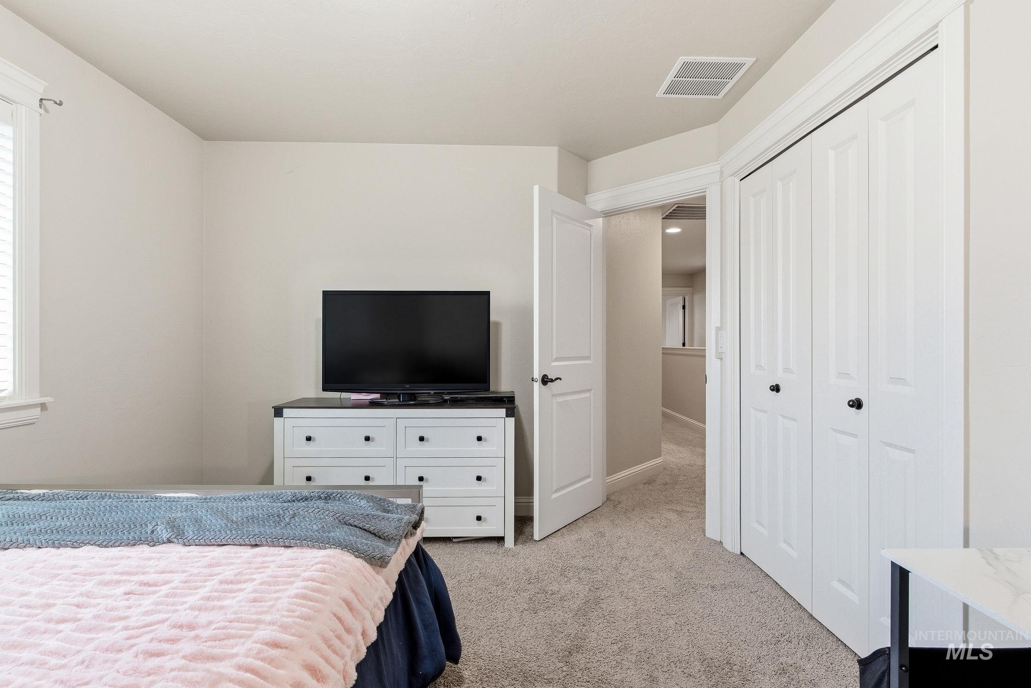 997 N Cygnus, Star, Idaho 83669-5980, 3 Bedrooms, 2.5 Bathrooms, Residential For Sale, Price $579,900,MLS 98972321