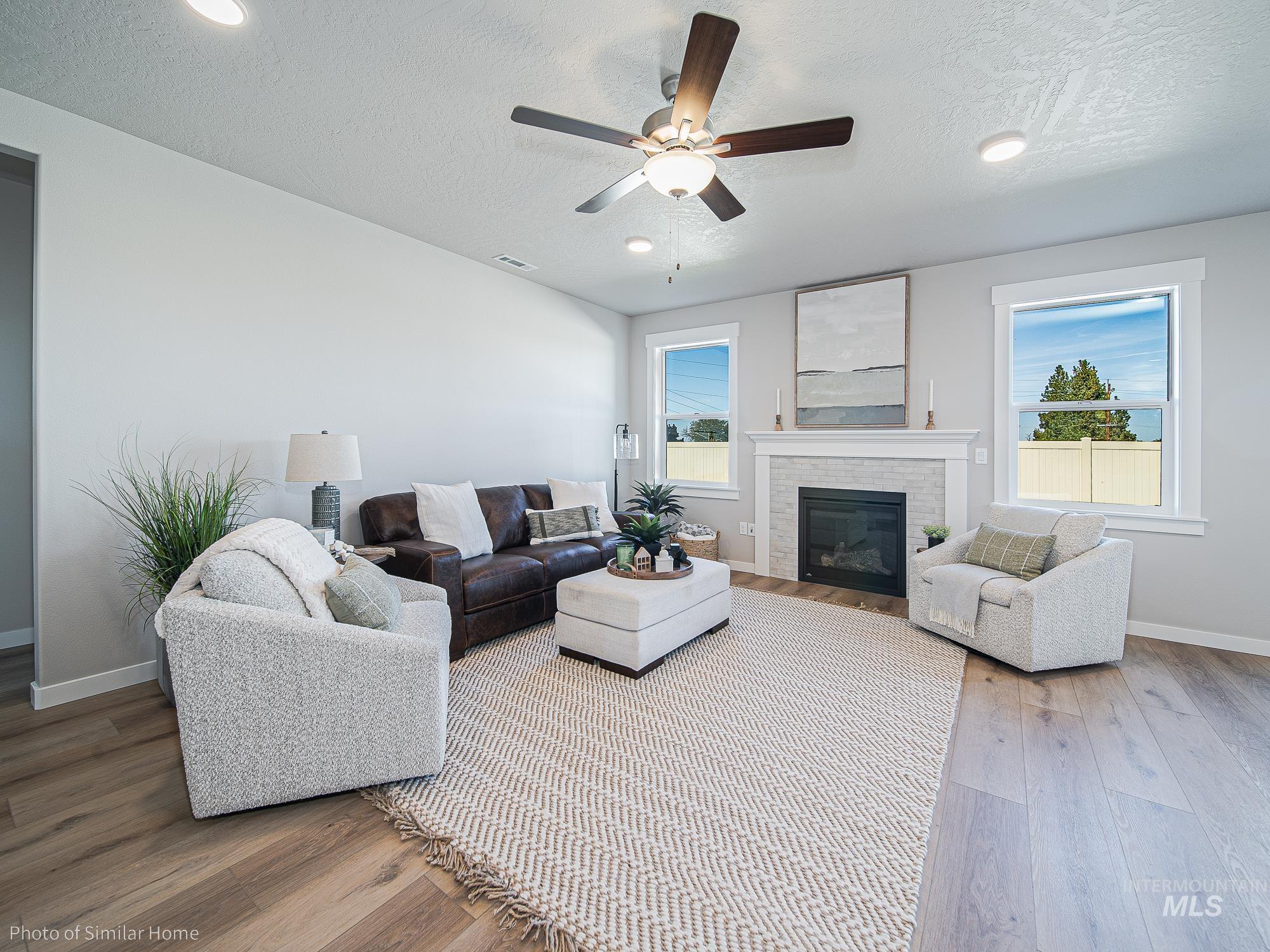 5561 E Lekeitio Village Dr., Nampa, Idaho 83687, 3 Bedrooms, 2 Bathrooms, Residential For Sale, Price $439,990,MLS 98972322